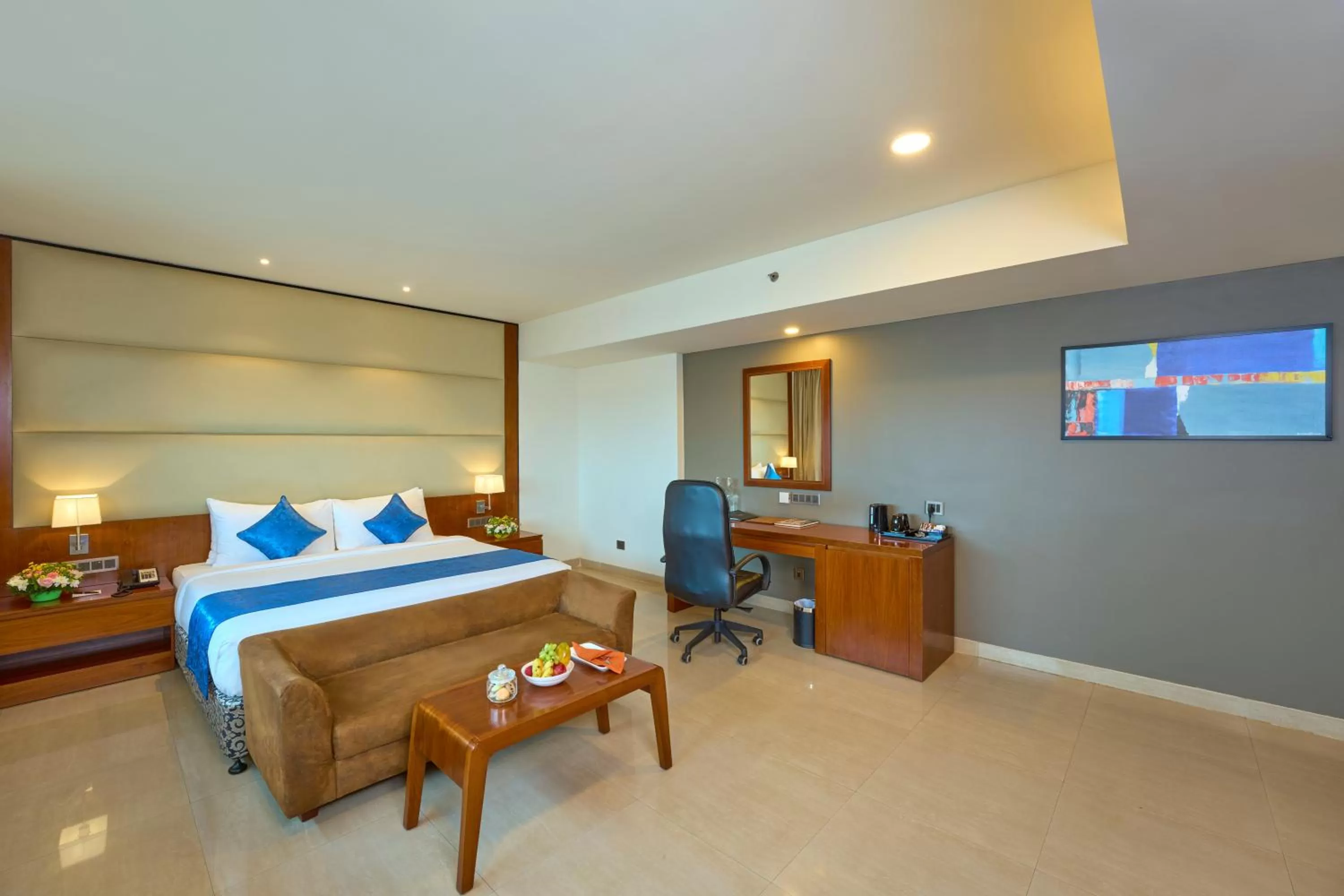 Club Room in The Raviz Calicut