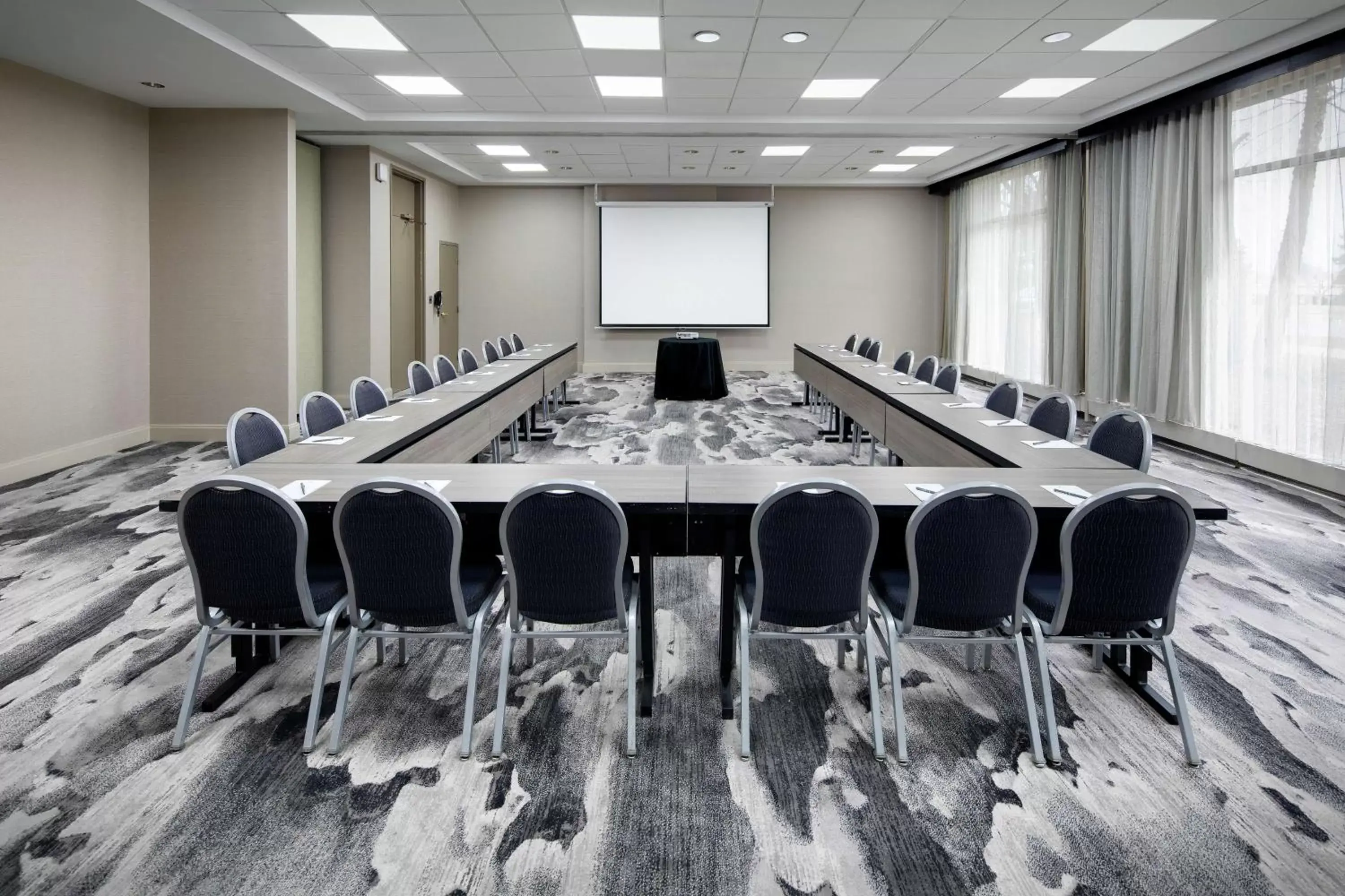 Meeting/conference room in Embassy Suites by Hilton Detroit Troy Auburn Hills