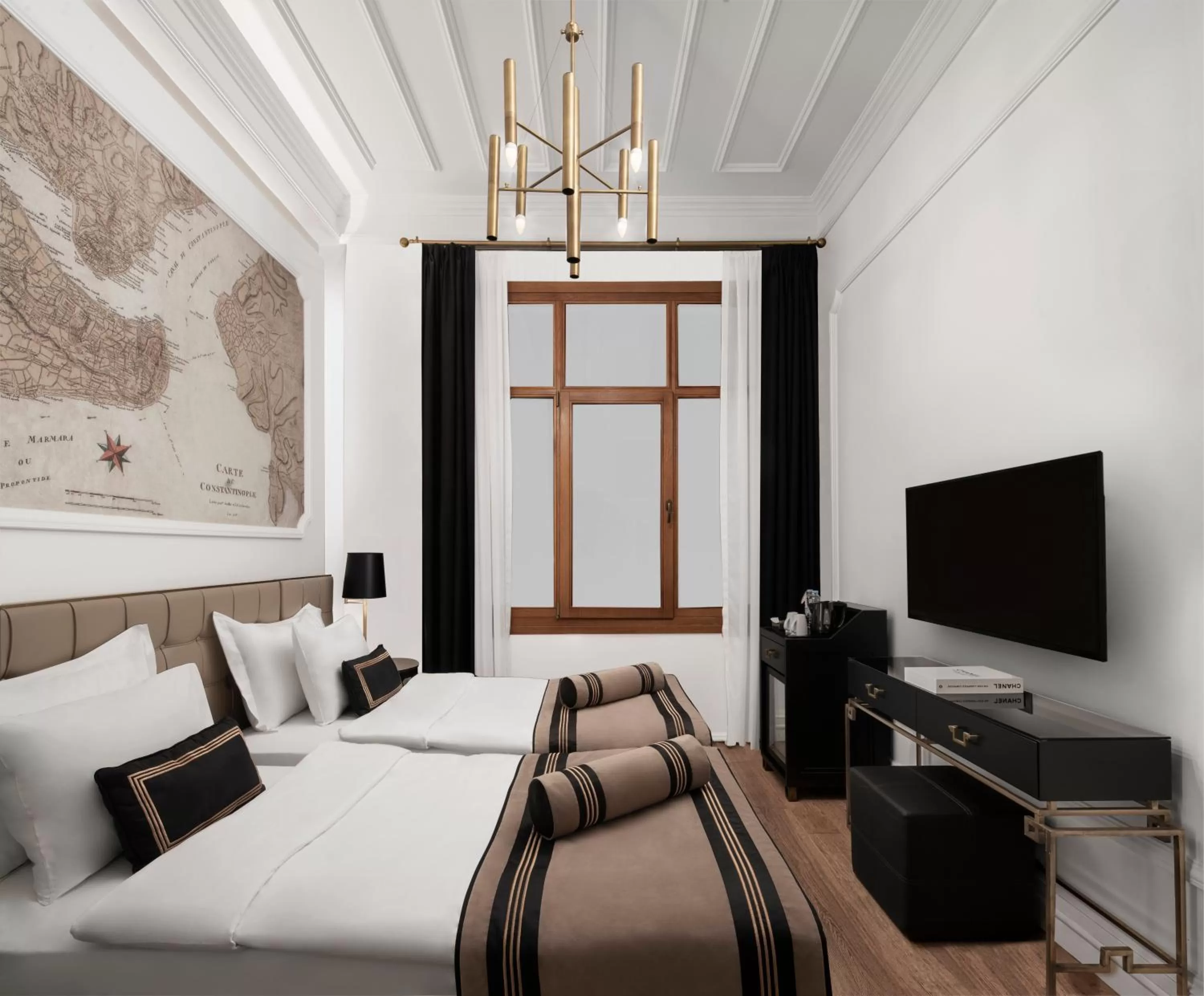 Bed in AKKA Lush Hotel Taksim