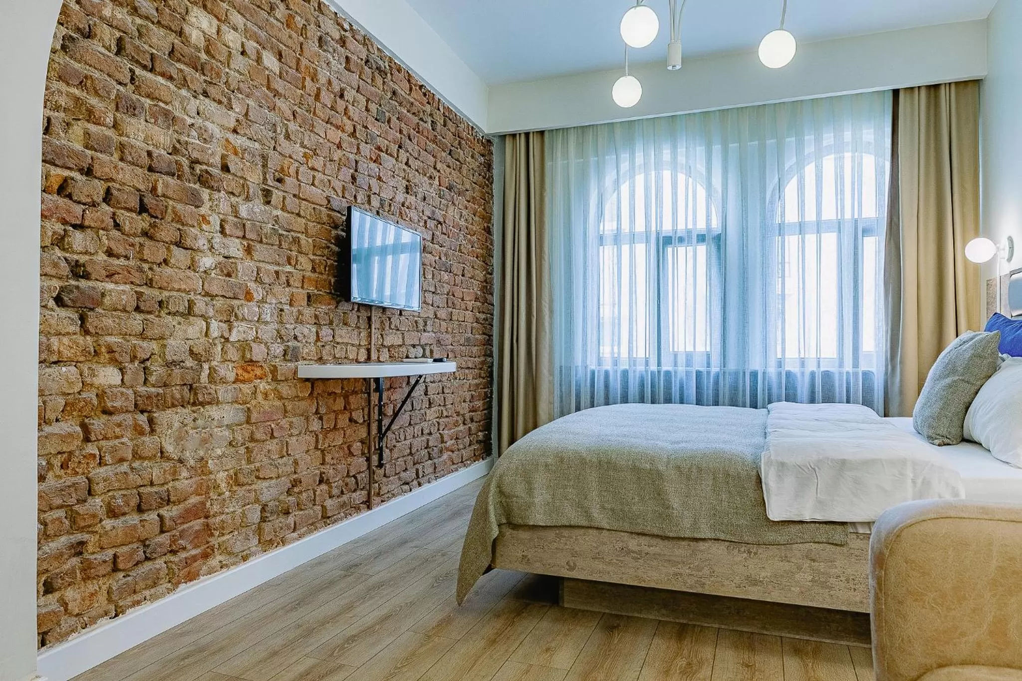 Bed in The Wilson Galata Hotel