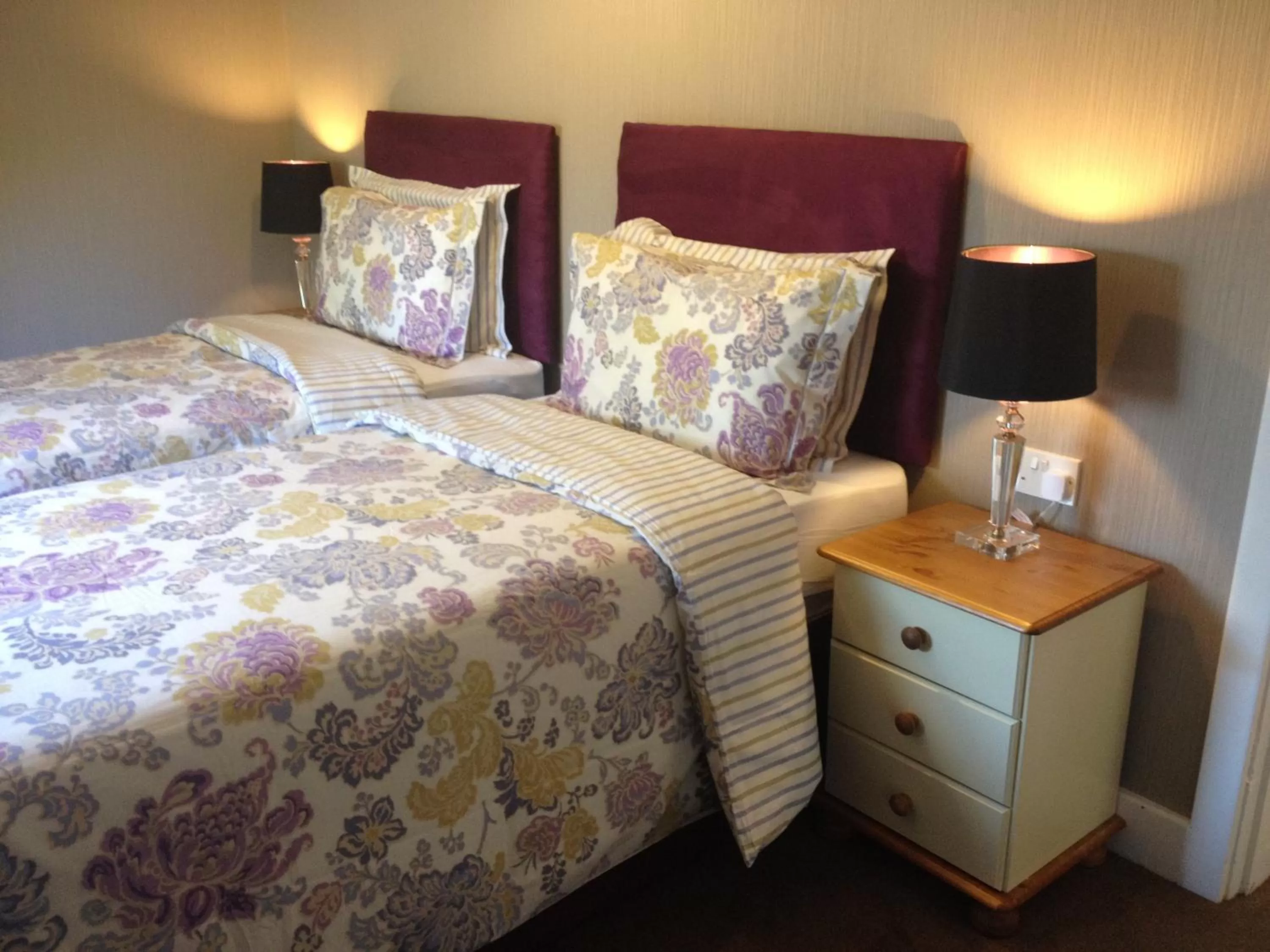 Bed in The Sherwood, No 11,