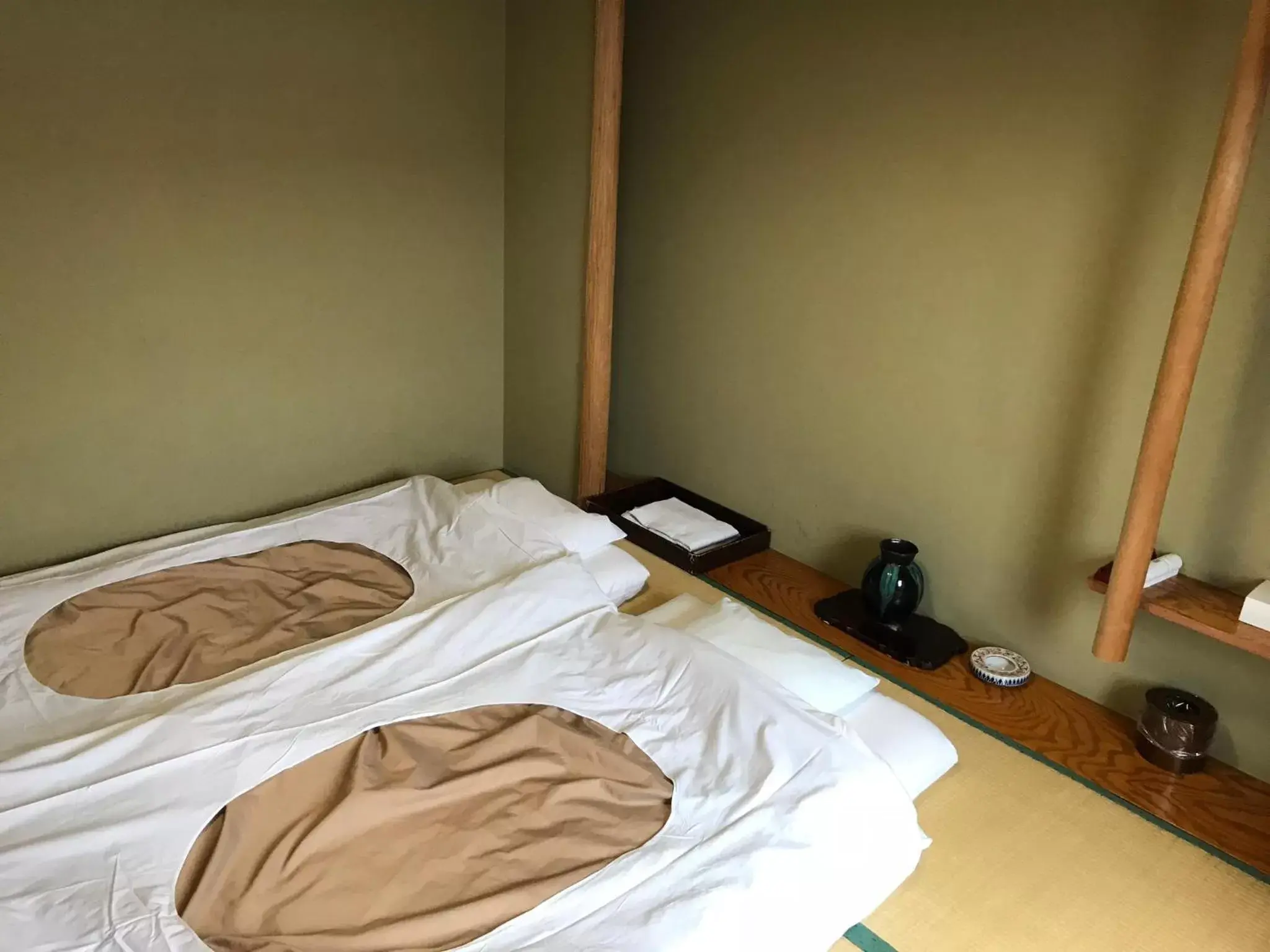 Photo of the whole room, Bed in Hotel Grand Terrace Chitose