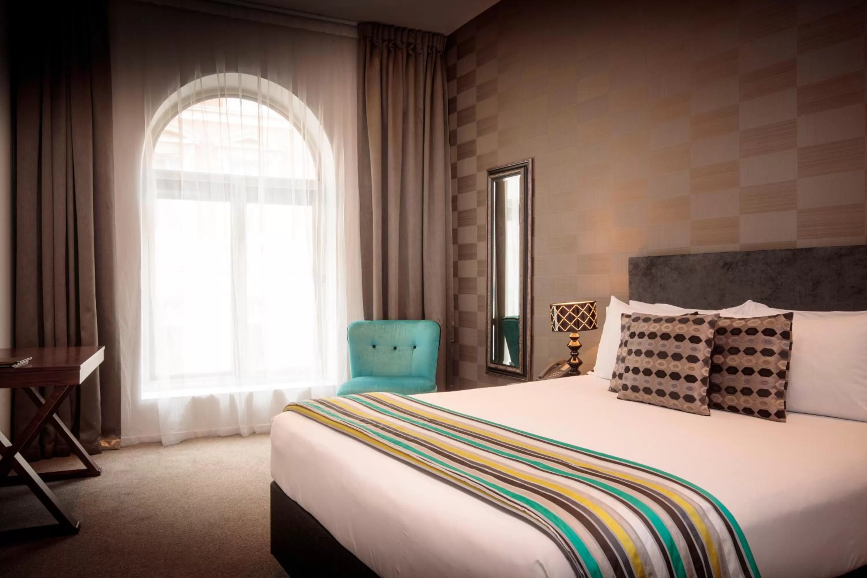 Mayfair Suite in Hotel 115