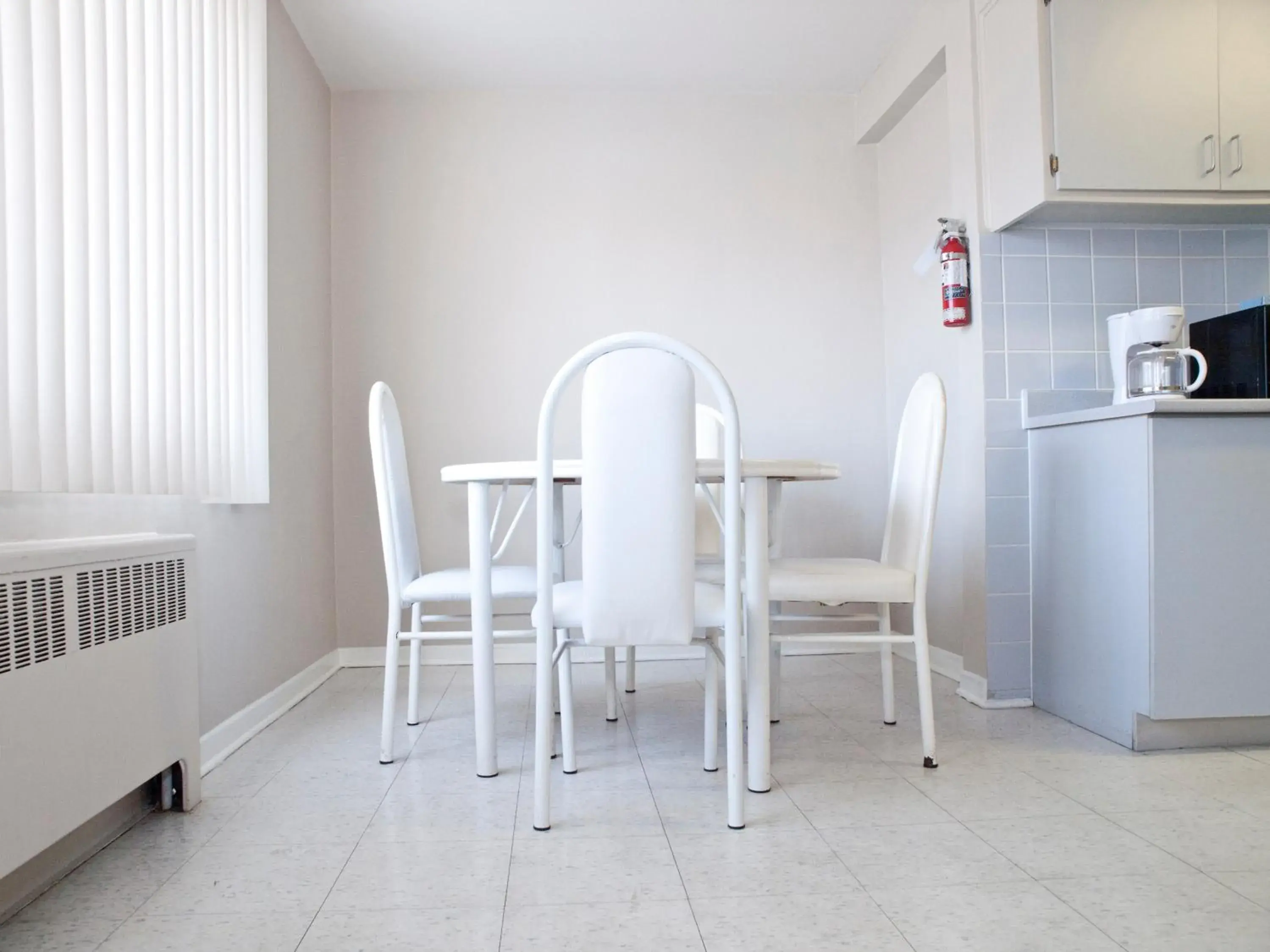 Dining Area in Beausejour Hotel Apartments/Hotel Dorval
