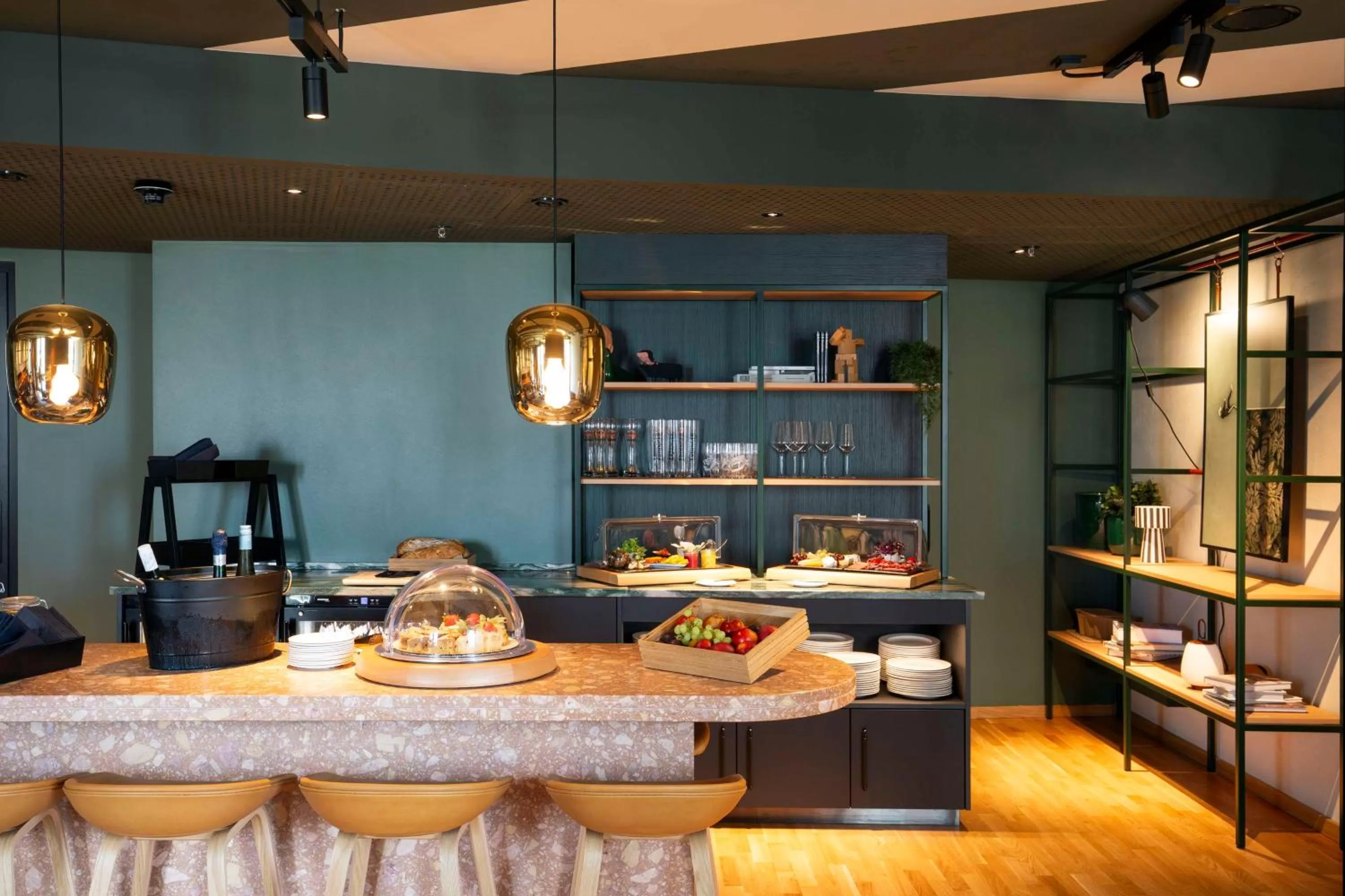 Lounge or bar in Scandic Frankfurt Hafenpark