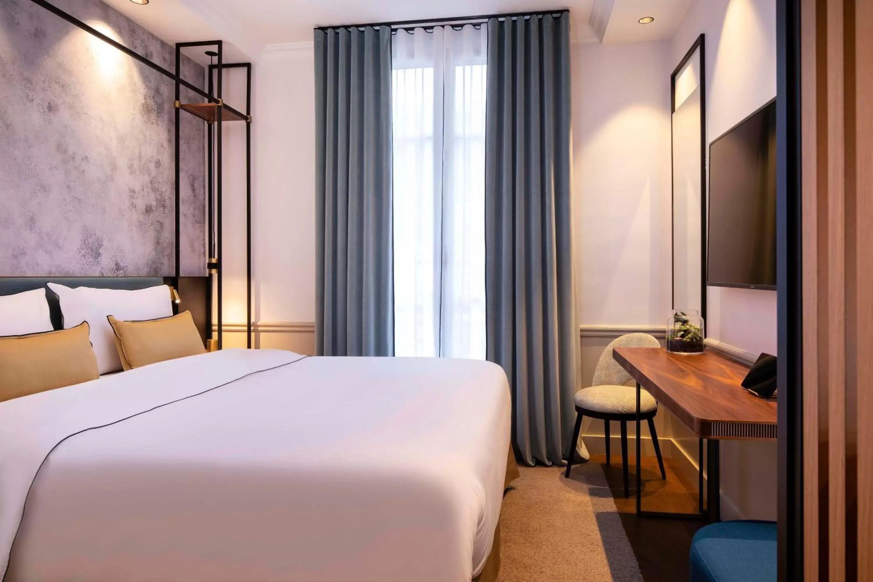 Classic Double Room in Victoria Palace Hotel Classic Double Room in Victoria Palace Hotel