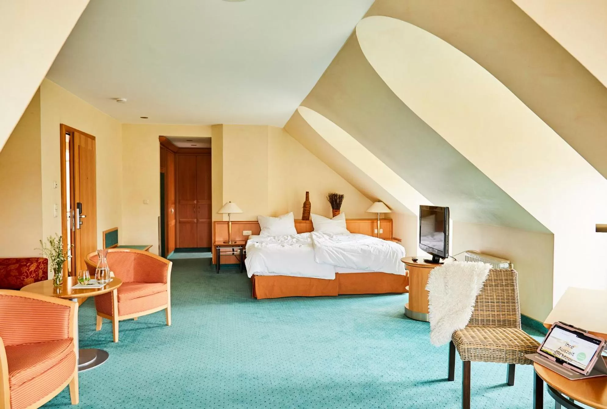 Photo of the whole room, Bed in Hotel Landhaus an de Dün