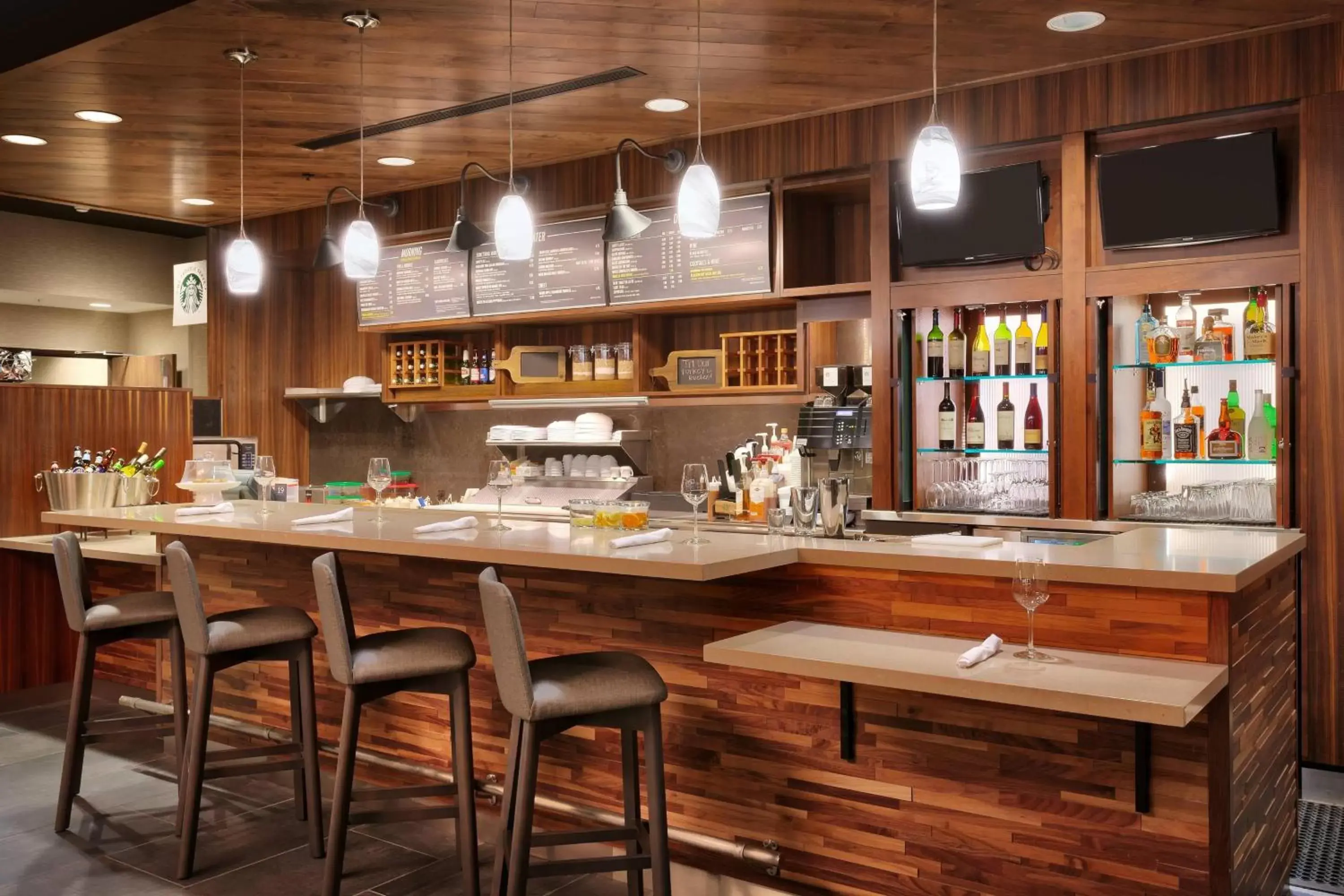 Restaurant/places to eat, Lounge/Bar in Courtyard by Marriott Denver North/Westminster