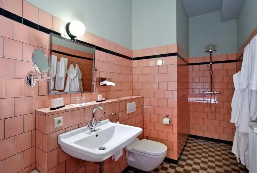 Bathroom in Hotel Nijver