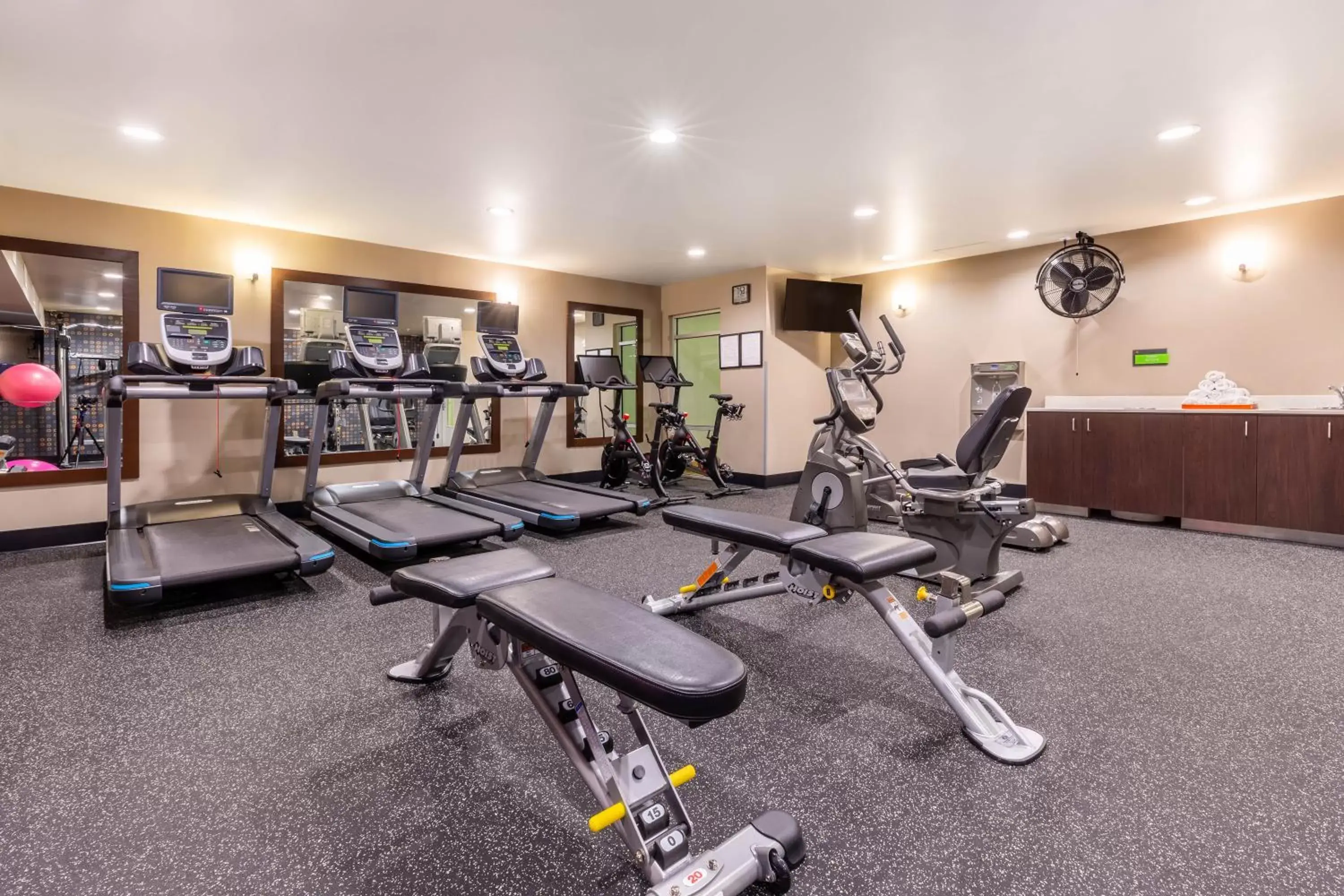 Fitness centre/facilities in La Quinta by Wyndham Spokane Valley Fitness centre/facilities in La Quinta by Wyndham Spokane Valley