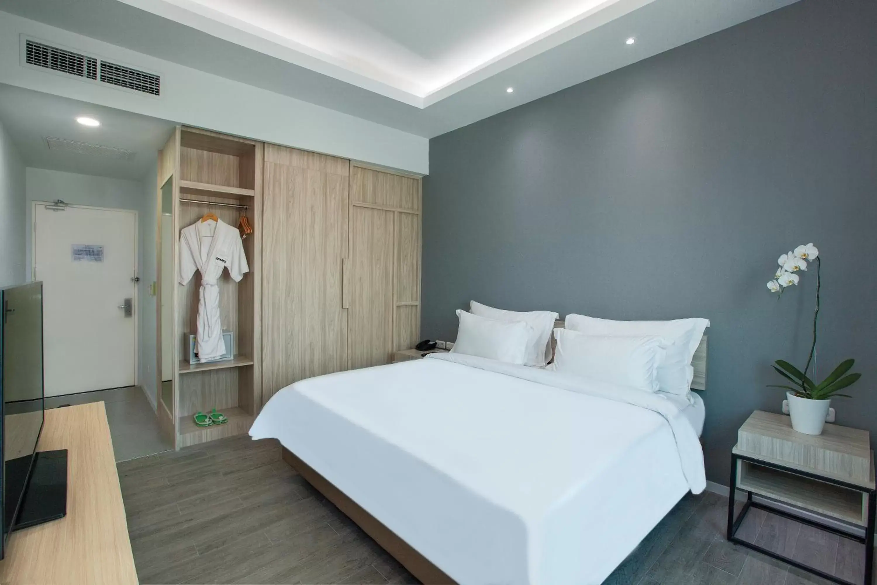 Bed in Sparks Life Jakarta, ARTOTEL Curated