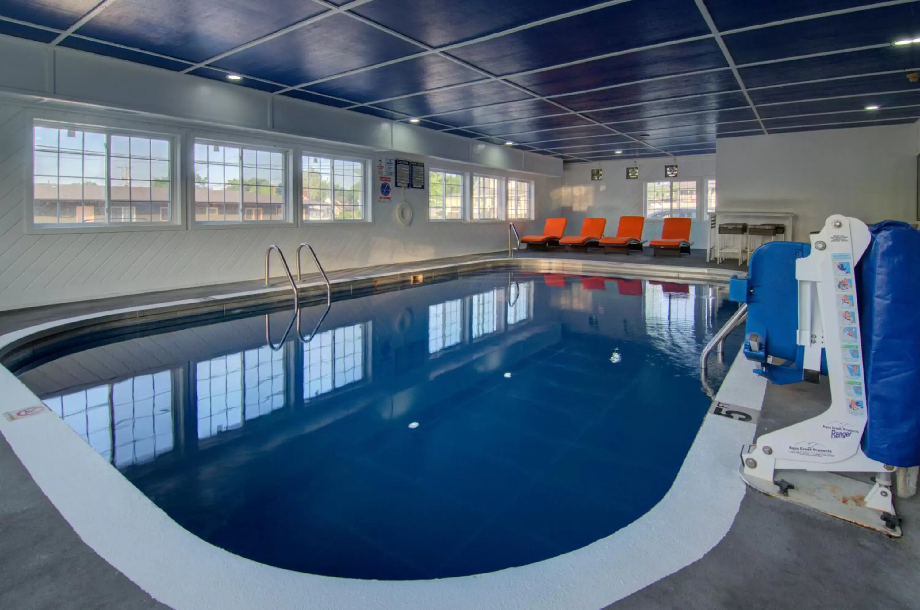 Swimming Pool in Westbridge Inn and Suite