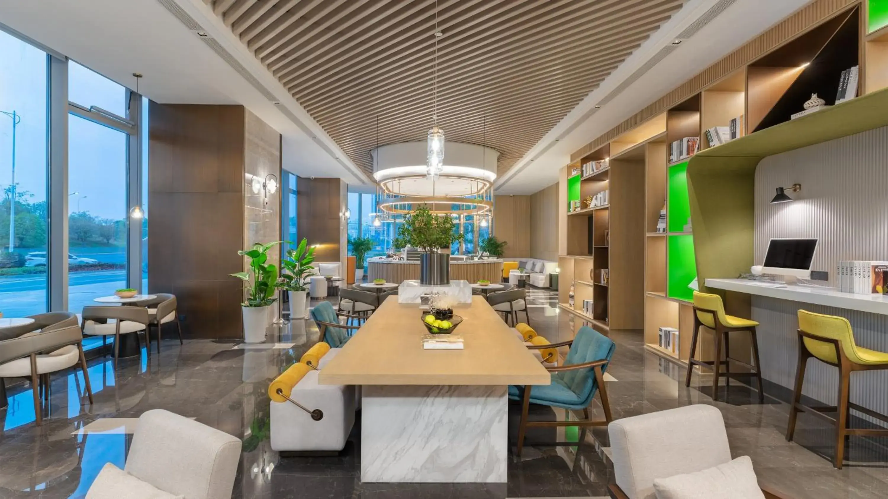 Lounge or bar, Restaurant/Places to Eat in Holiday Inn Changsha Malanshan, an IHG Hotel