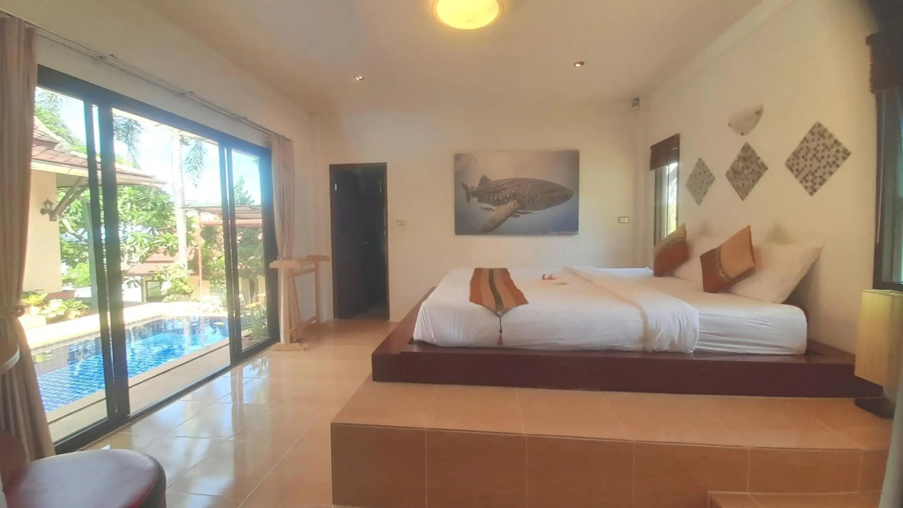 Photo of the whole room, Bed in Samui Diving Resort