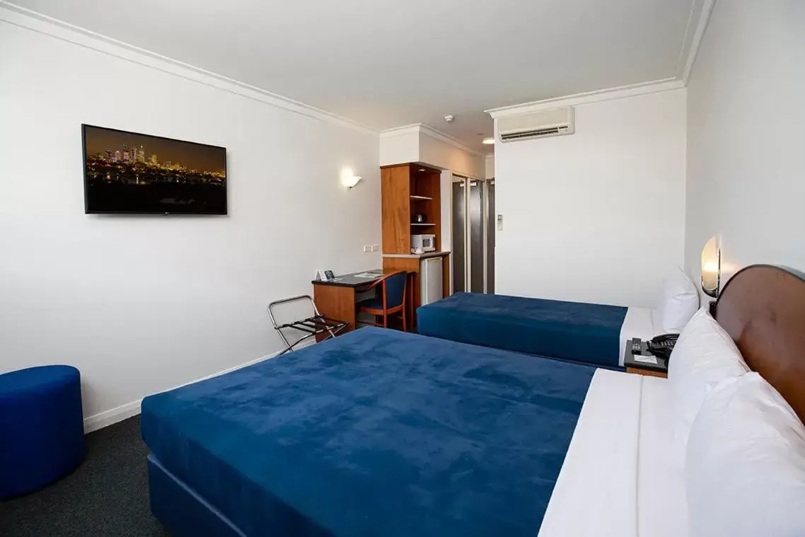 Standard Twin Room in Great Southern Hotel Perth