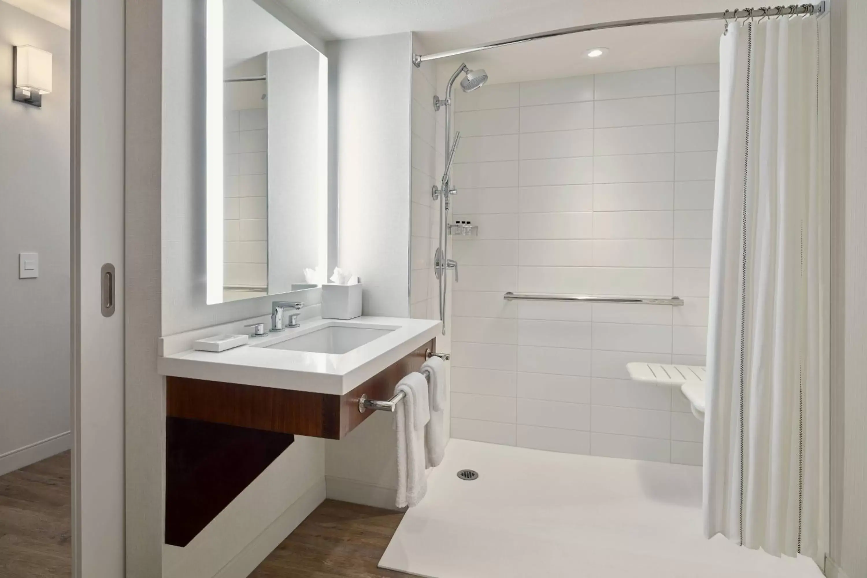 Bathroom in Delta Hotels by Marriott Denver Thornton