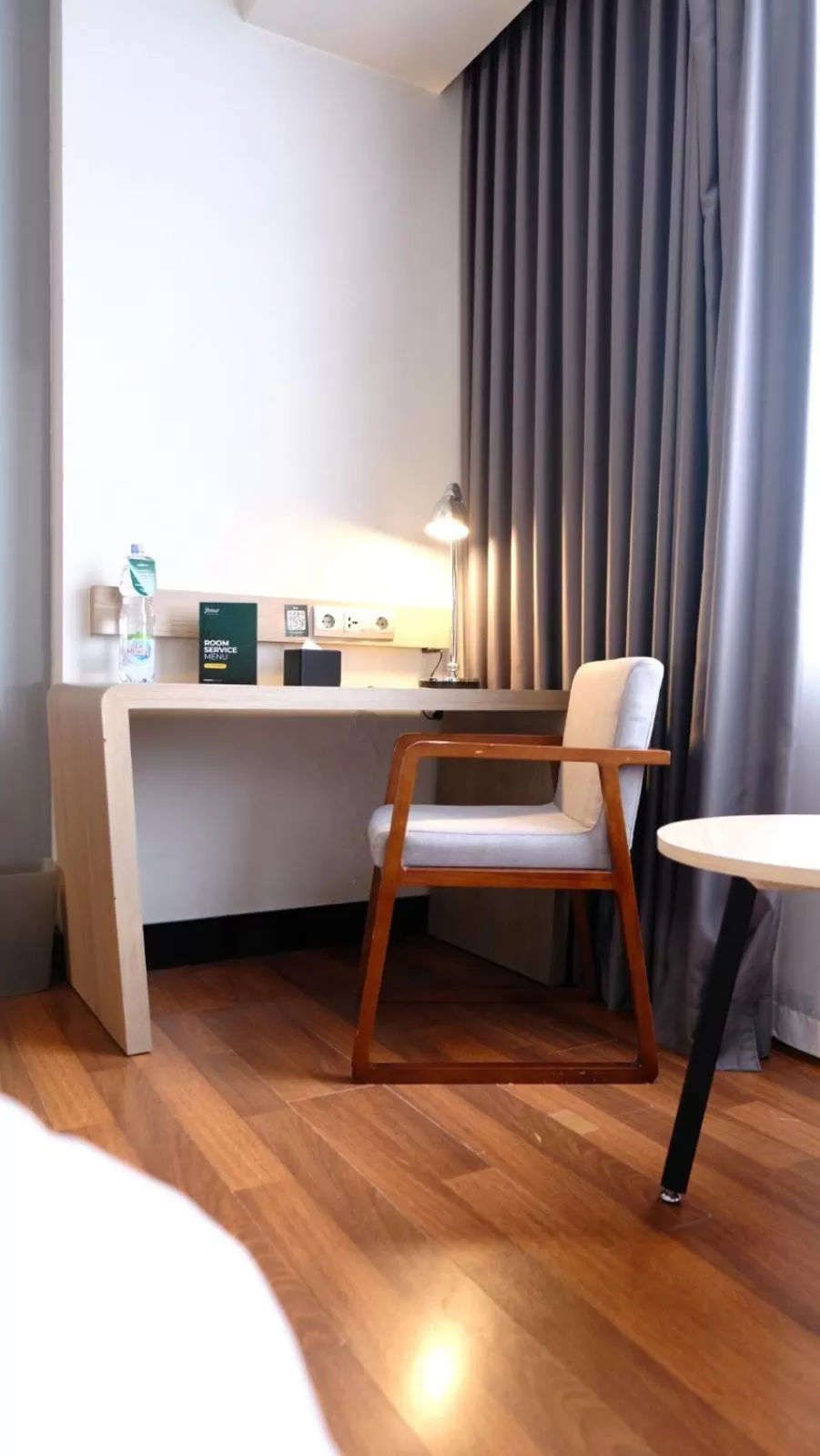 hair dresser, Bed in Malyabhara Hotel