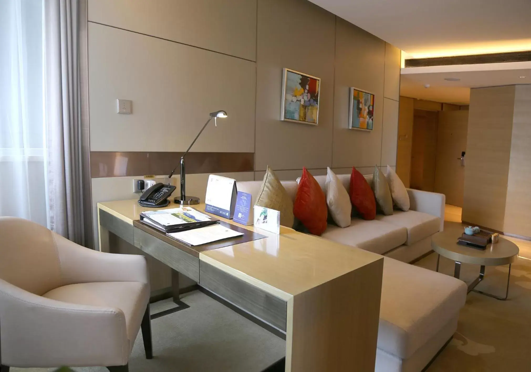 Living room, Lobby/Reception in Grand Metropark Hotel Beijing