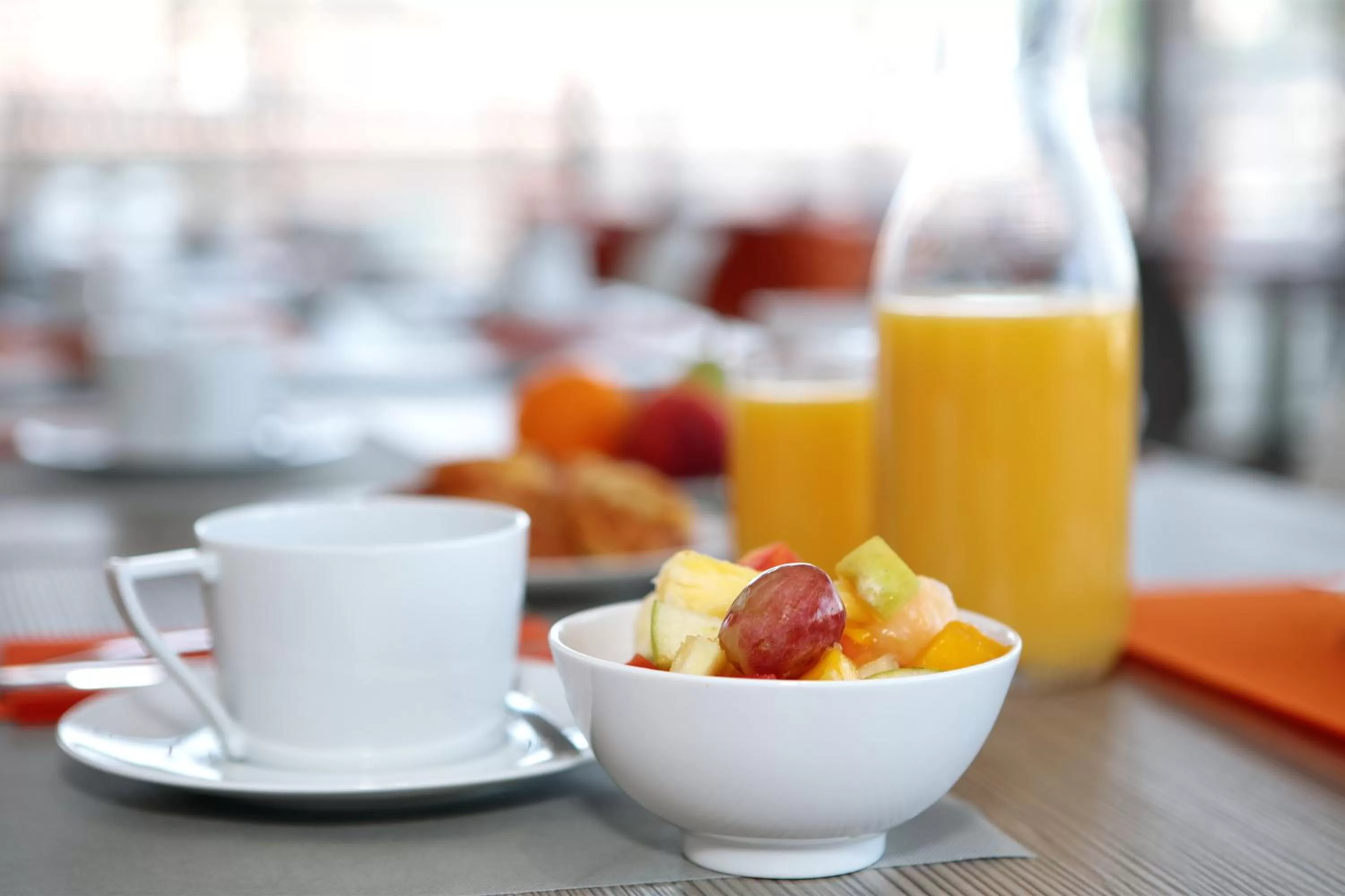 Buffet breakfast in Best Western Linko Aubagne