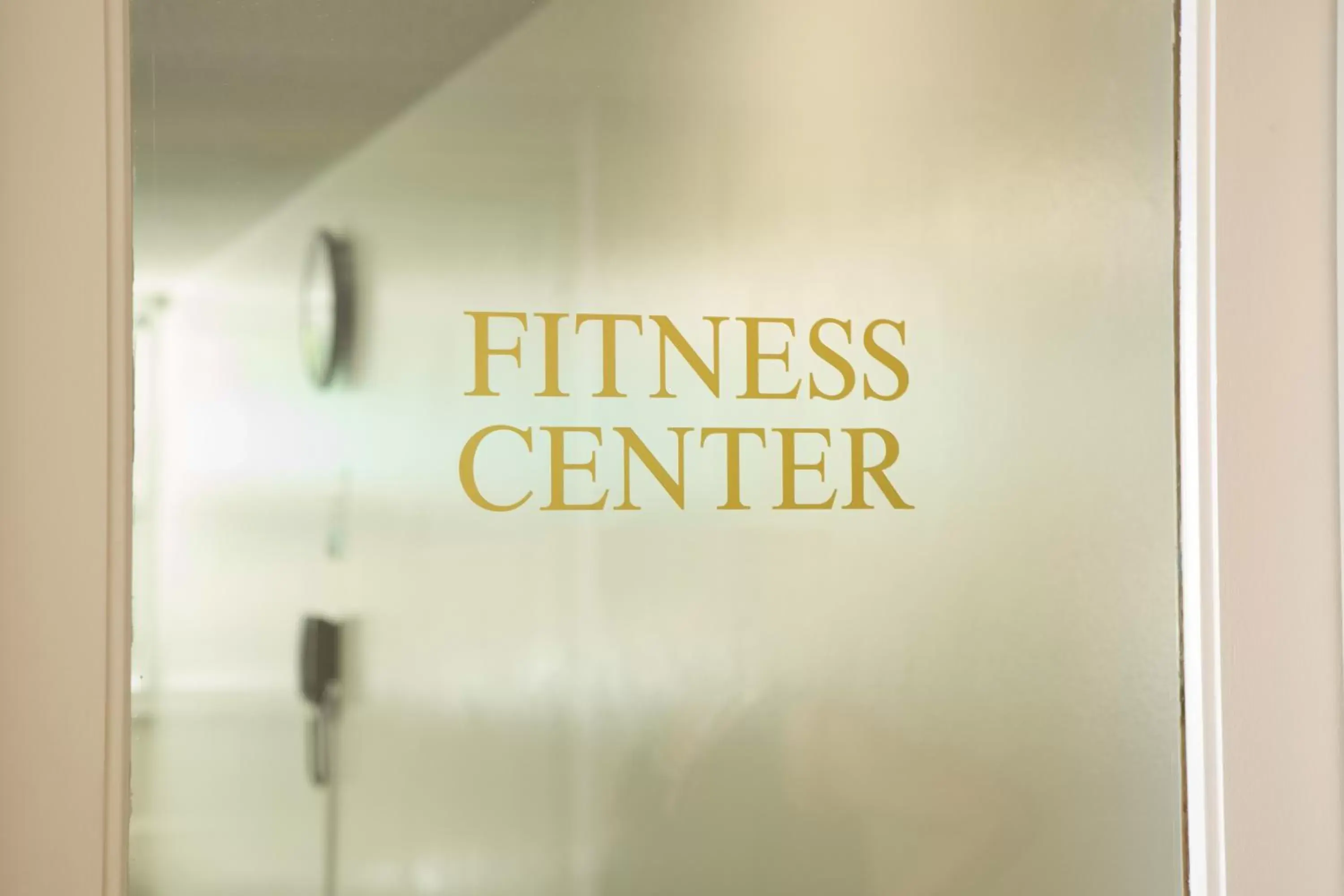 Fitness centre/facilities in Ramada Plaza by Wyndham Waikiki