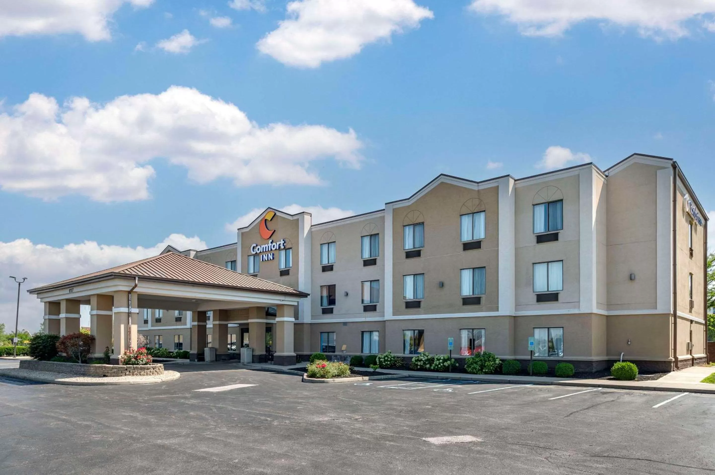 Property building in Comfort Inn Plainfield - Indianapolis Airport