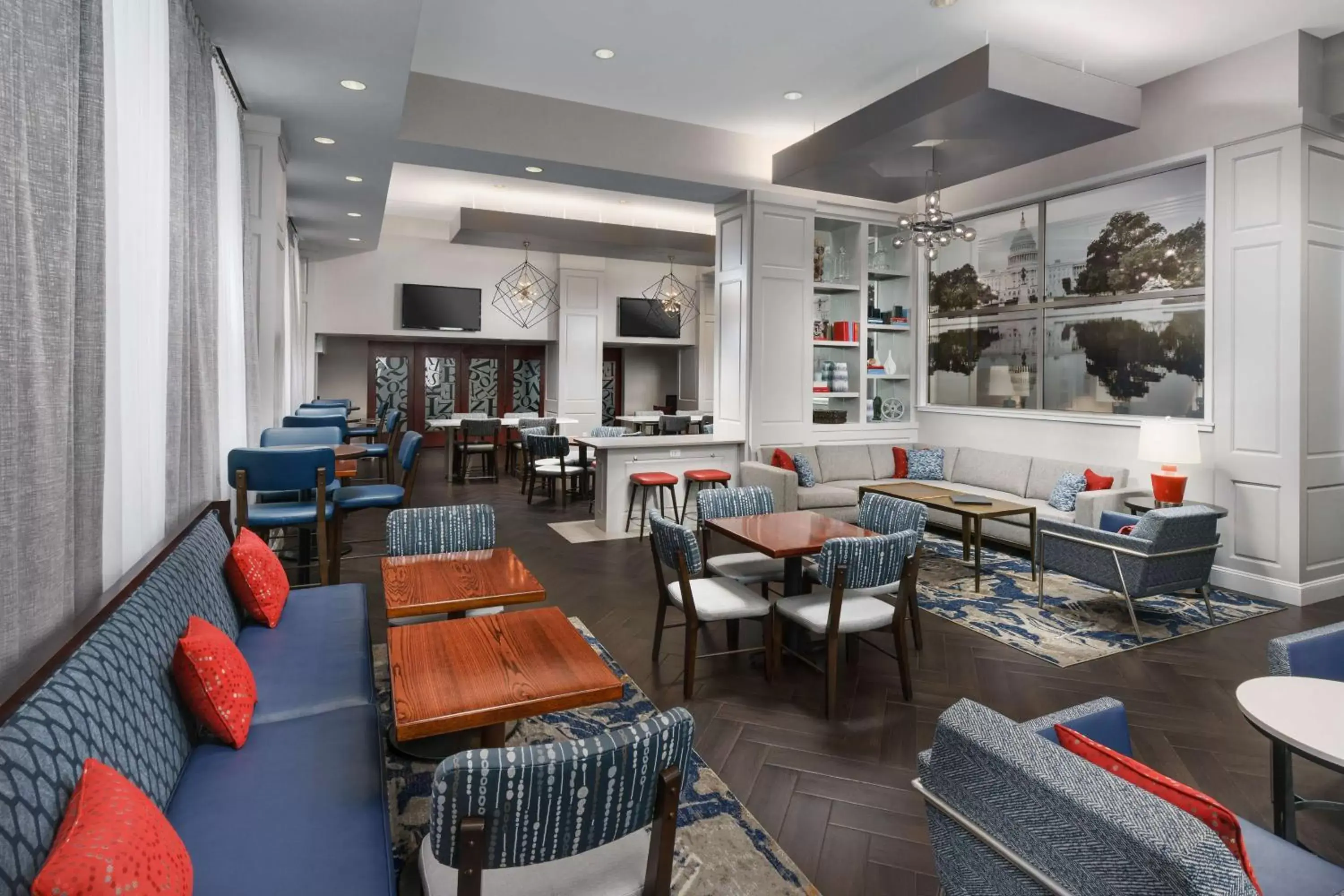 Lobby or reception, Restaurant/Places to Eat in Hampton Inn - Washington DC/White House