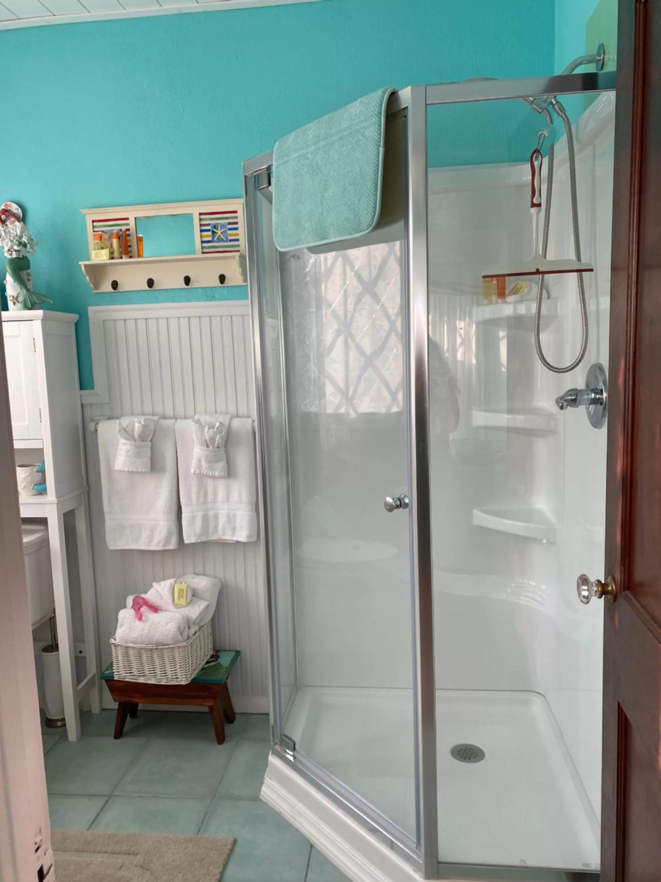 Bathroom in Ms. Maggie's South Country Inn