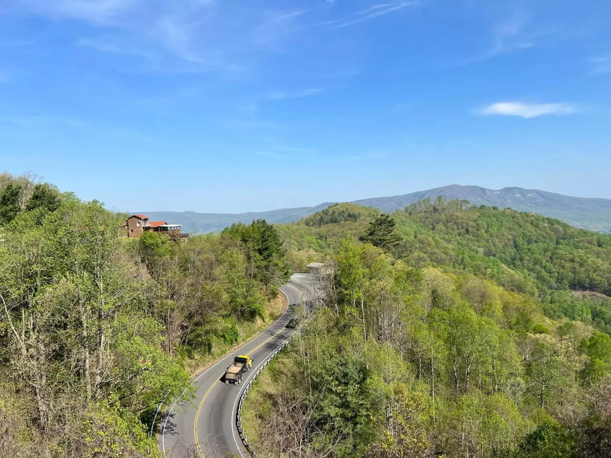 Bird's-eye View in Skyline Village Inn