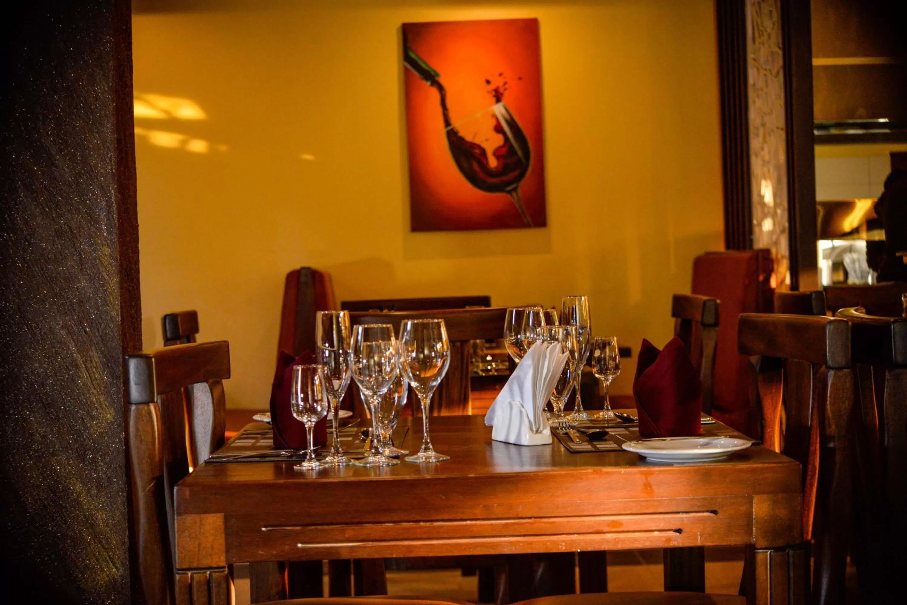 Restaurant/places to eat in Melili Hotel