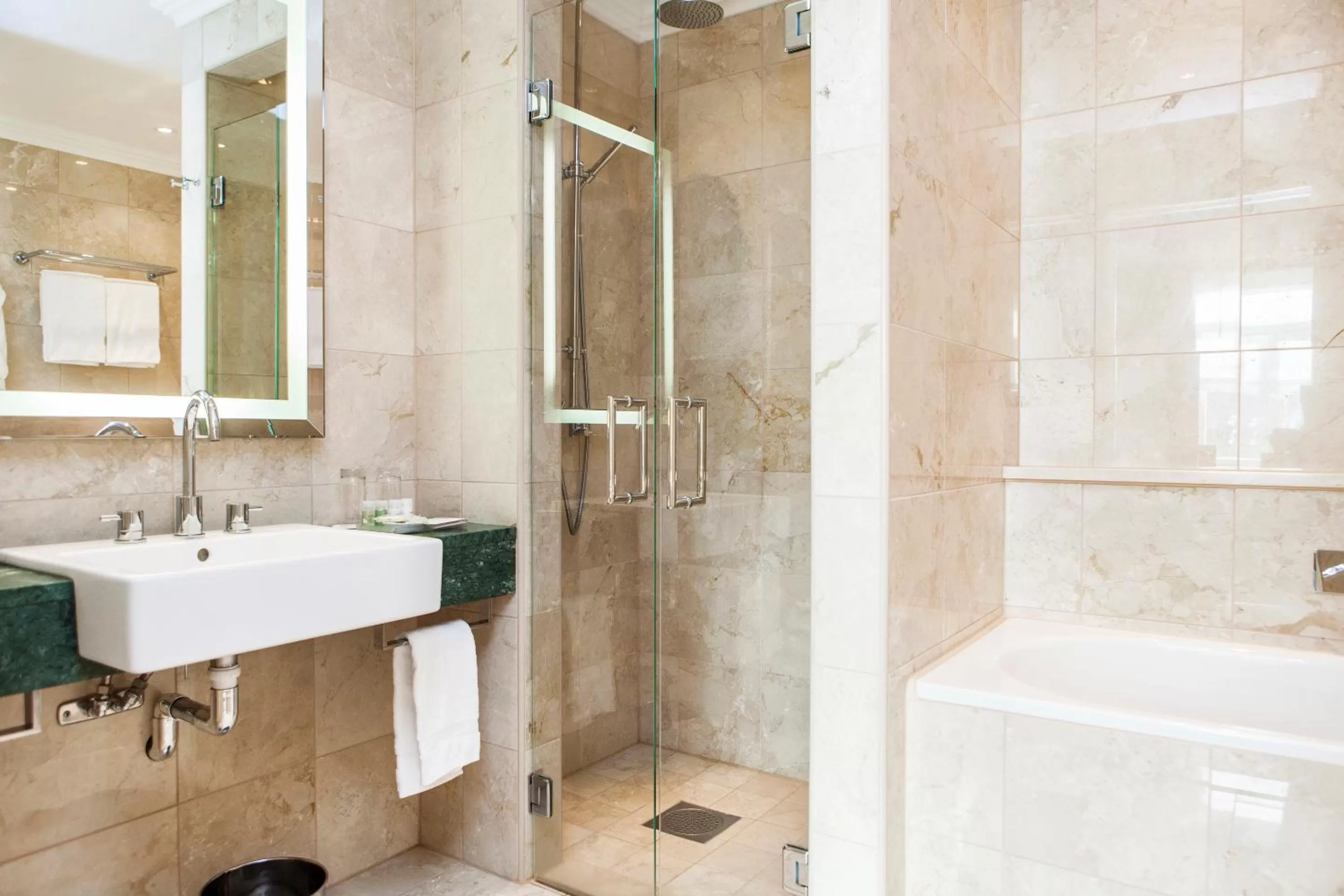 Bathroom in Elite Plaza Hotel Malmö