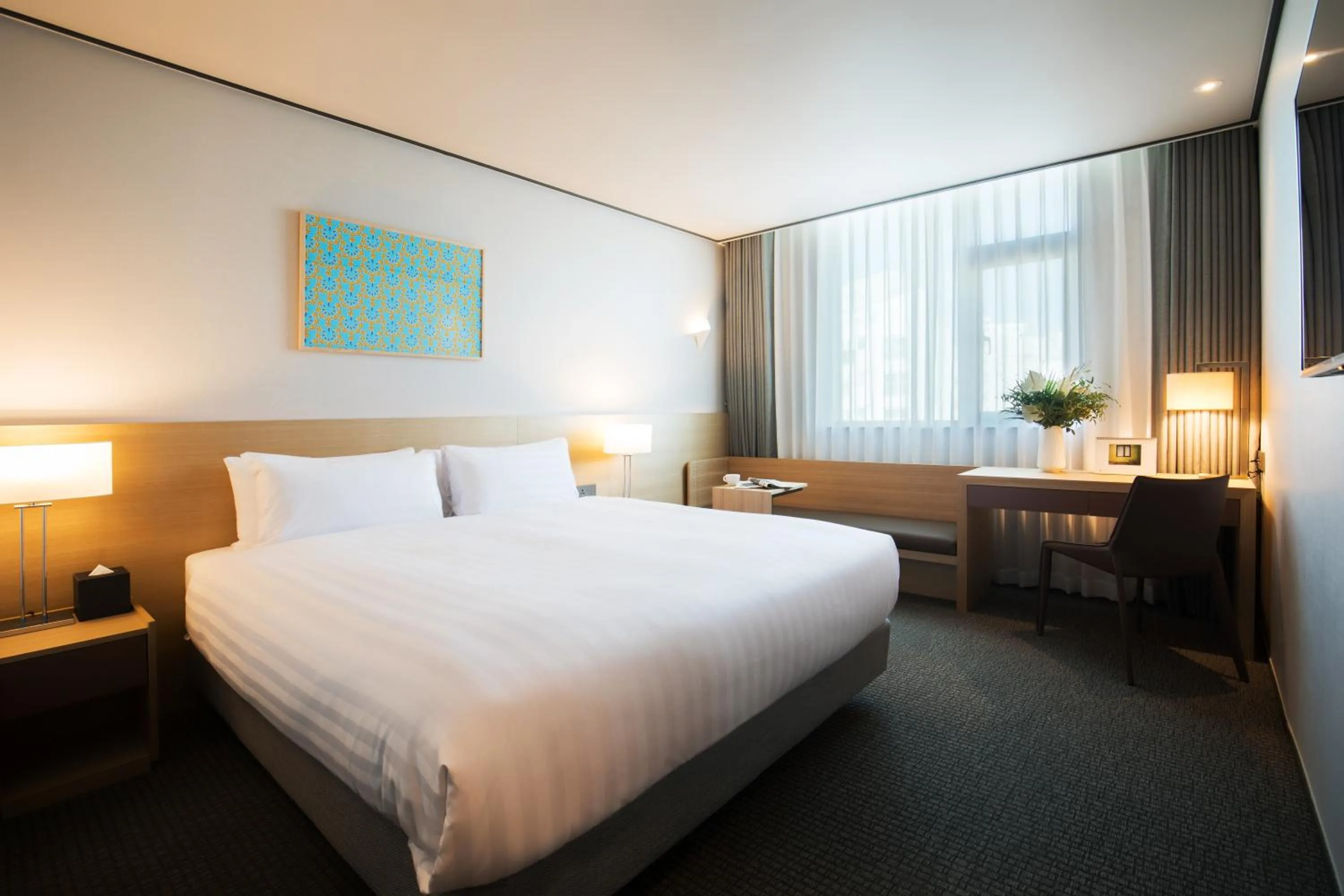 Bedroom, Bed in Orakai Cheonggyesan Hotel, BW Premier Collection