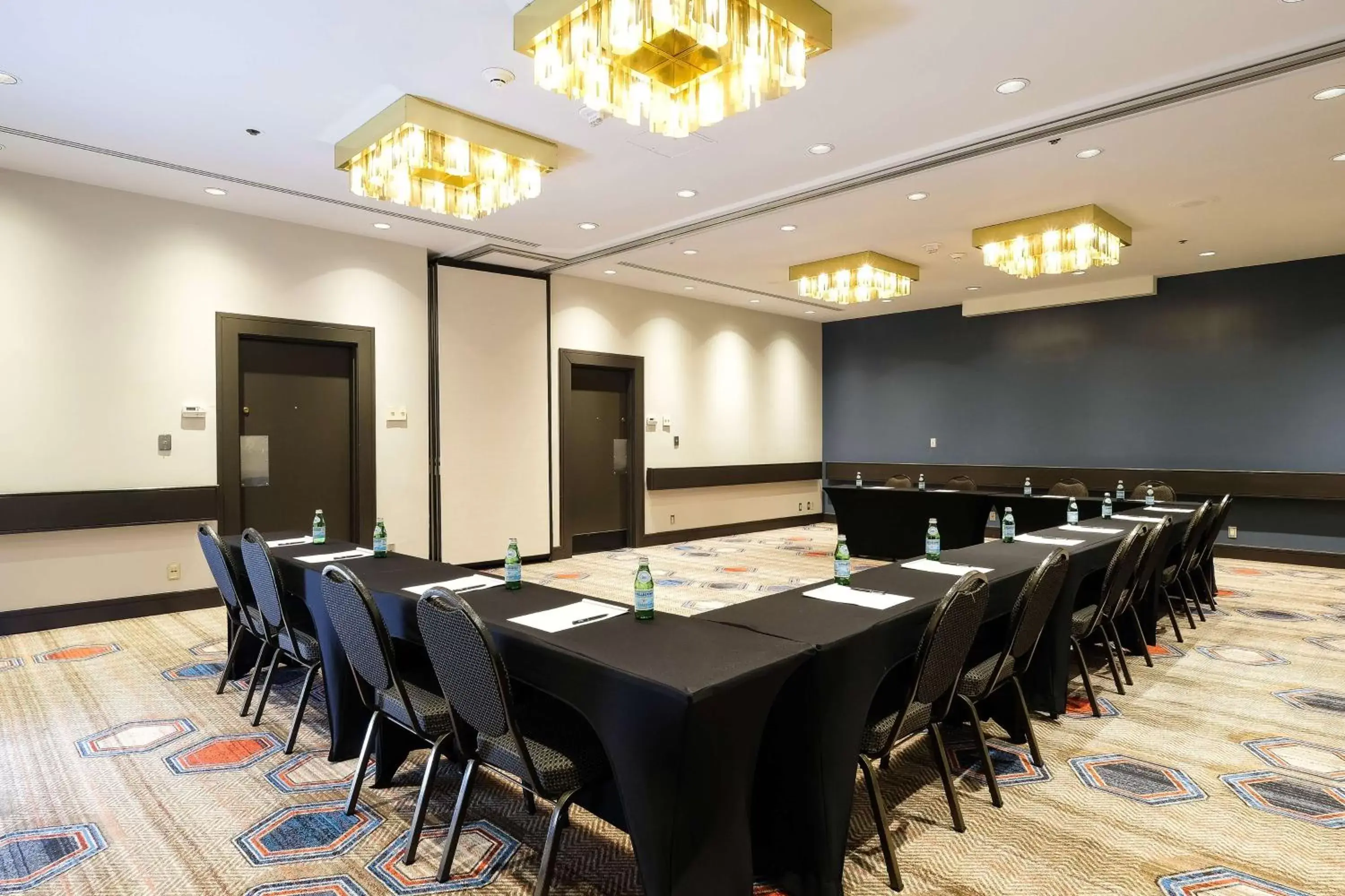 Meeting/conference room in Hilton Seattle