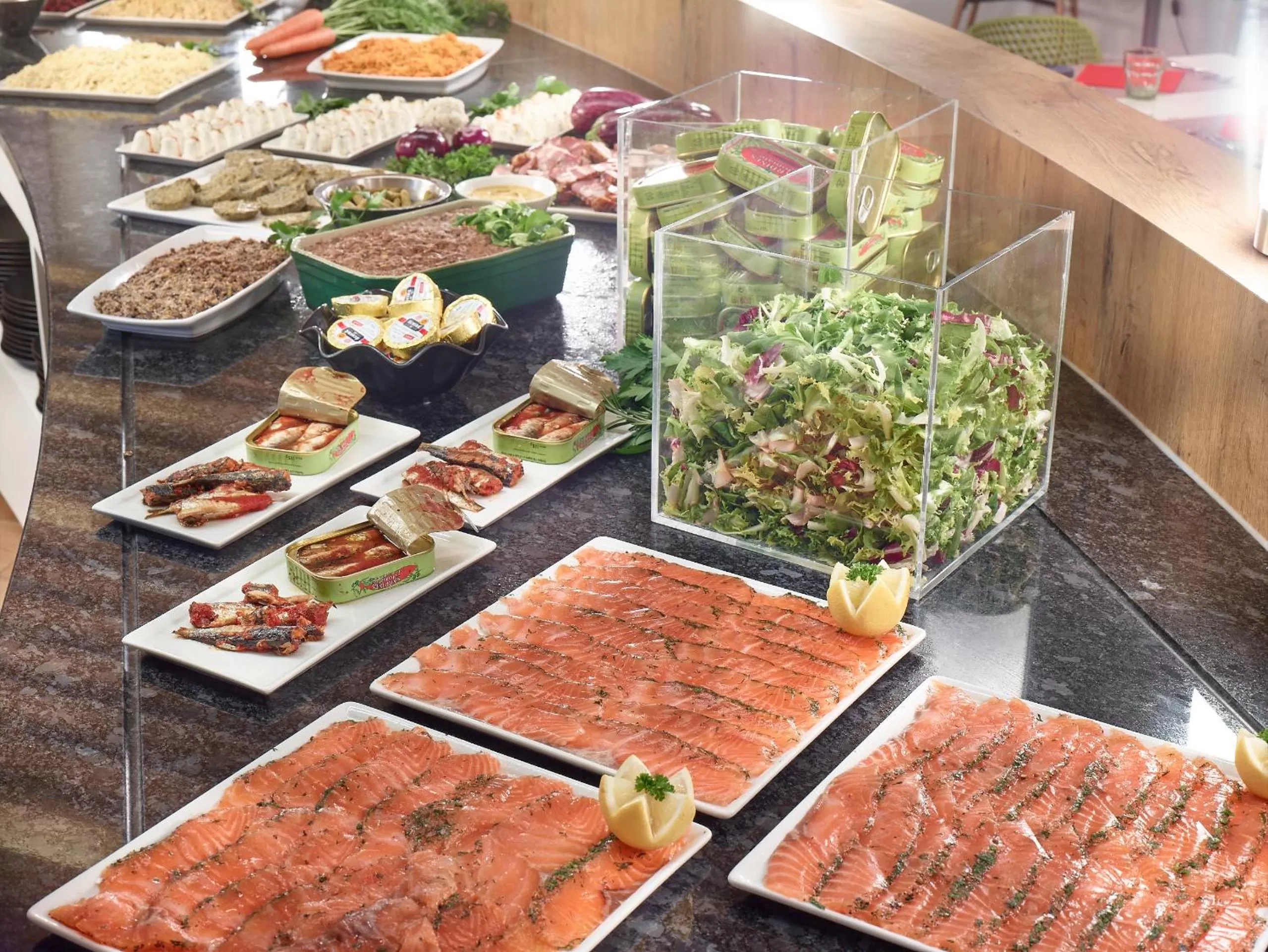 Restaurant/places to eat in ibis Poitiers Site du Futuroscope