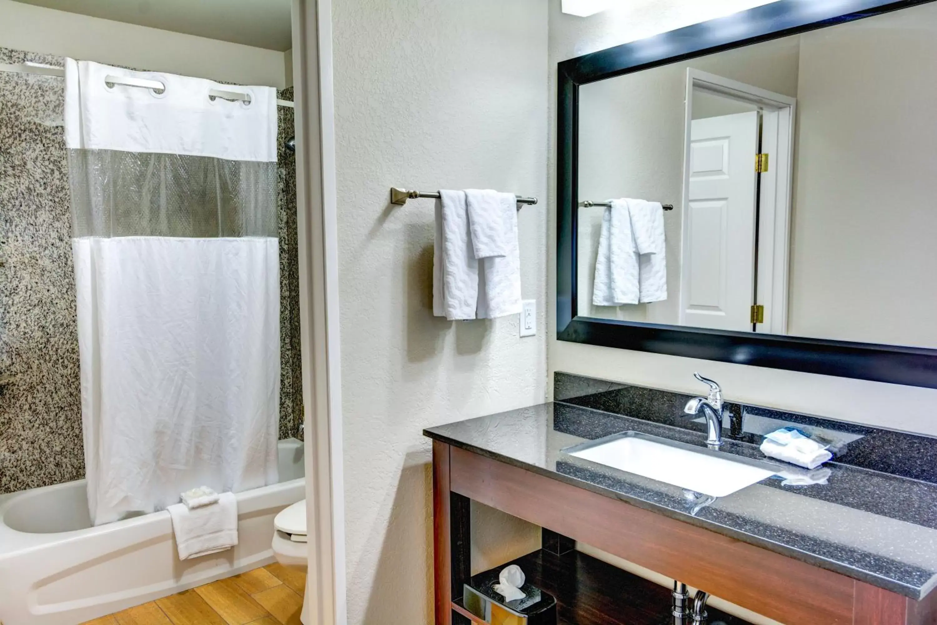 Bathroom in La Quinta by Wyndham Spokane Valley