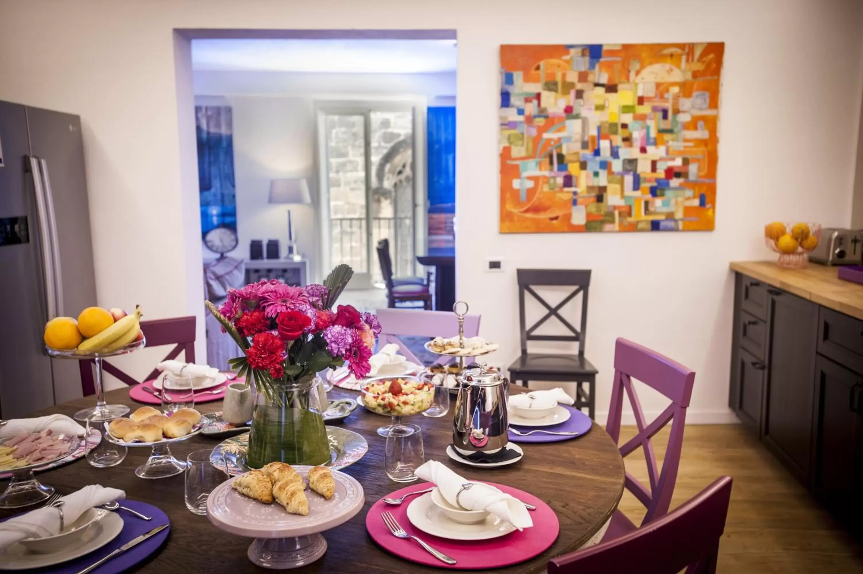 Communal kitchen, Dining Area in BB 22 Palace