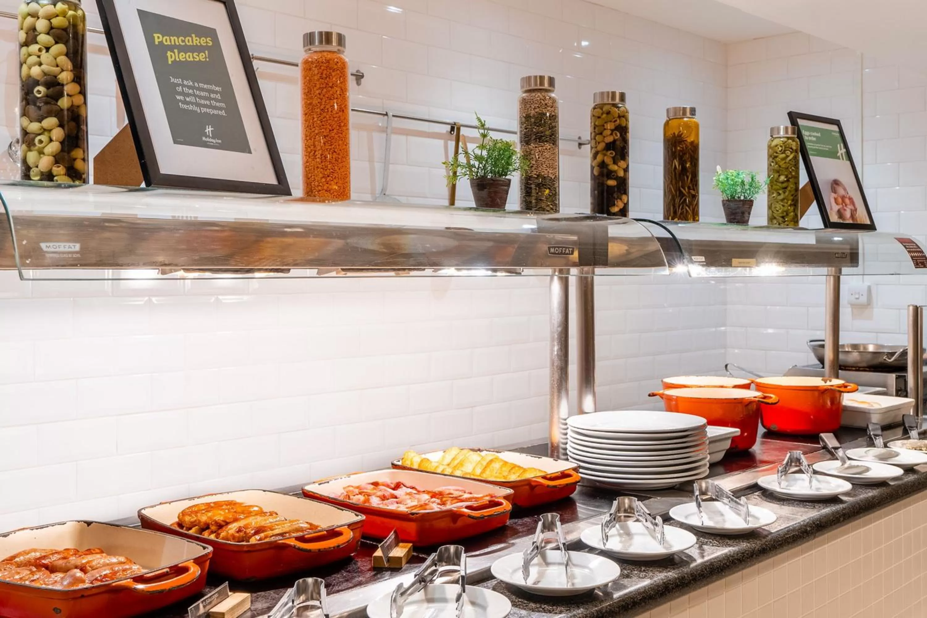 Breakfast in Holiday Inn Hemel Hempstead M1, Jct. 8 by IHG