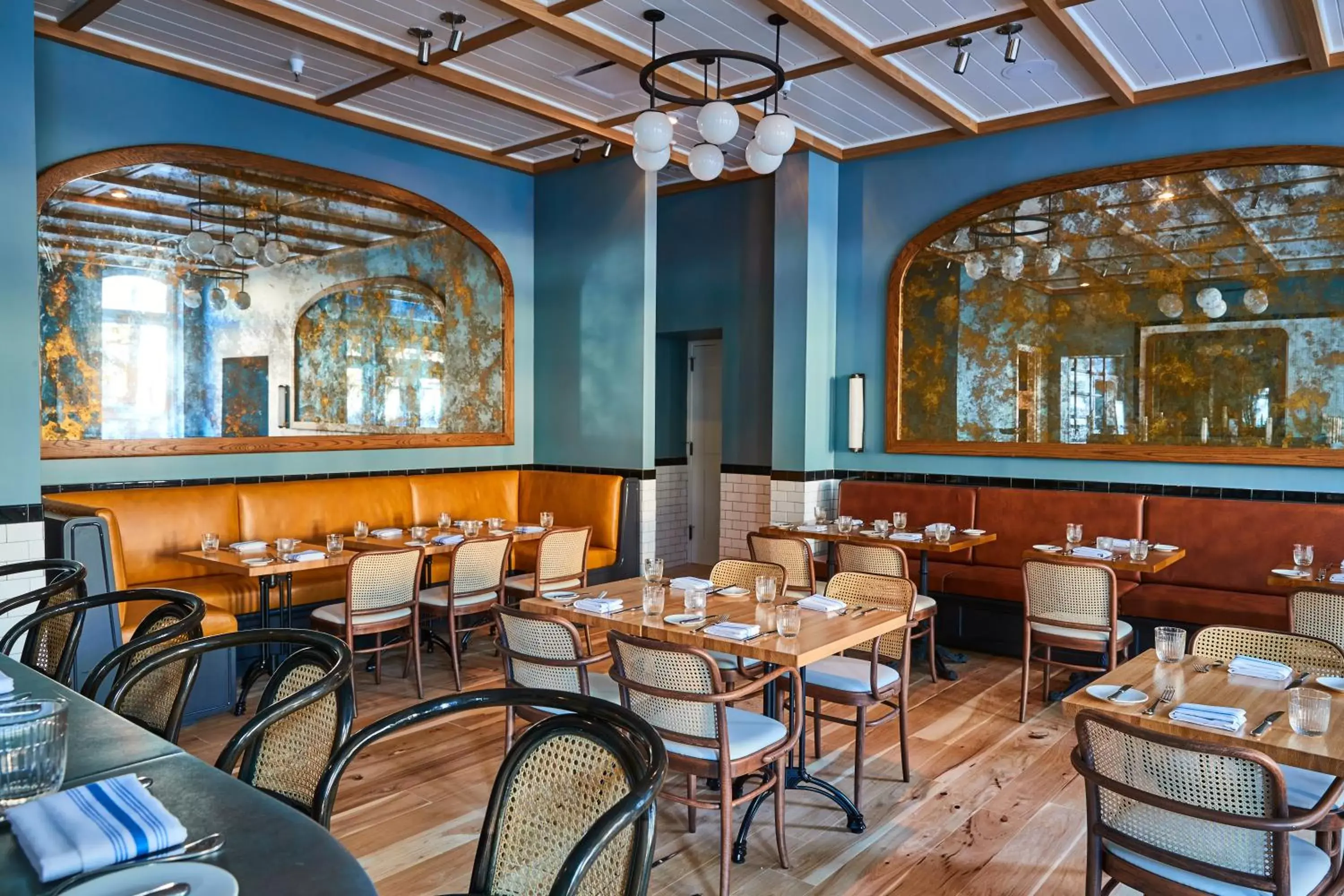 Restaurant/Places to Eat in The Drayton Hotel Savannah, Curio Collection by Hilton