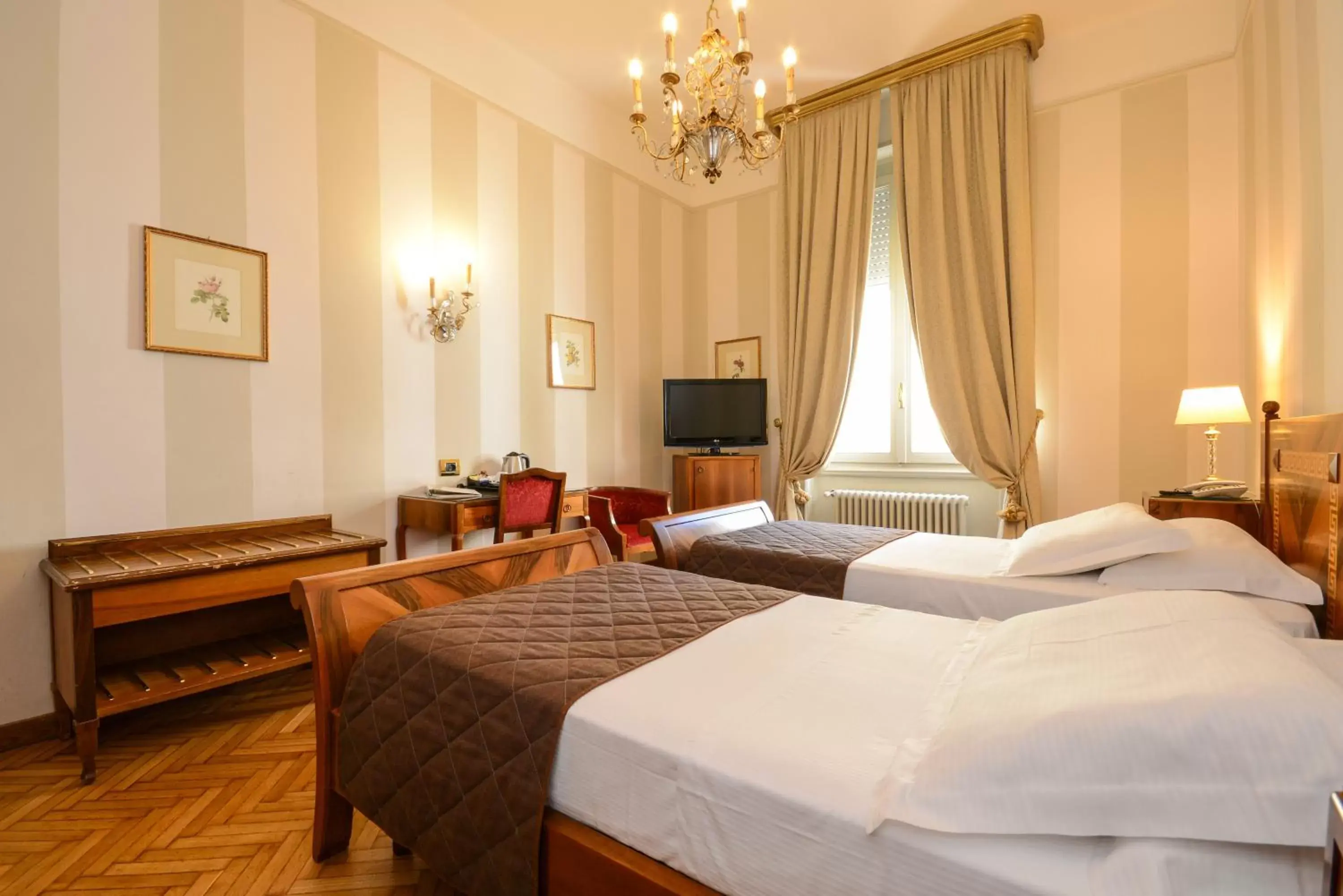 Bed in Hotel Vittoria