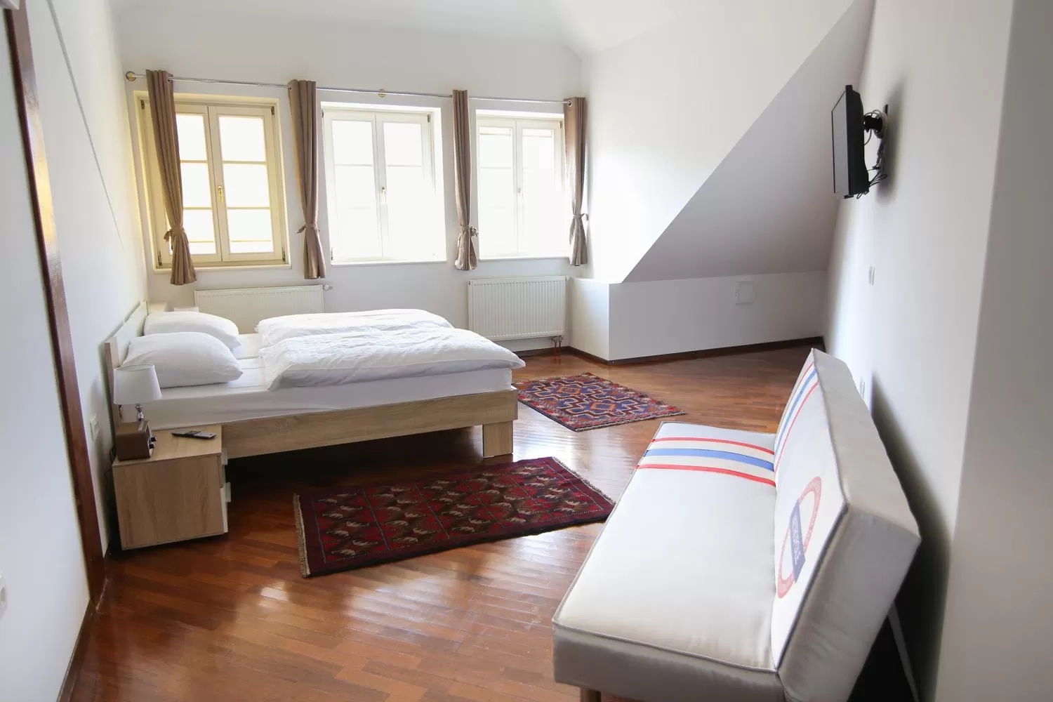 Bed in Hotel Vila Katrca