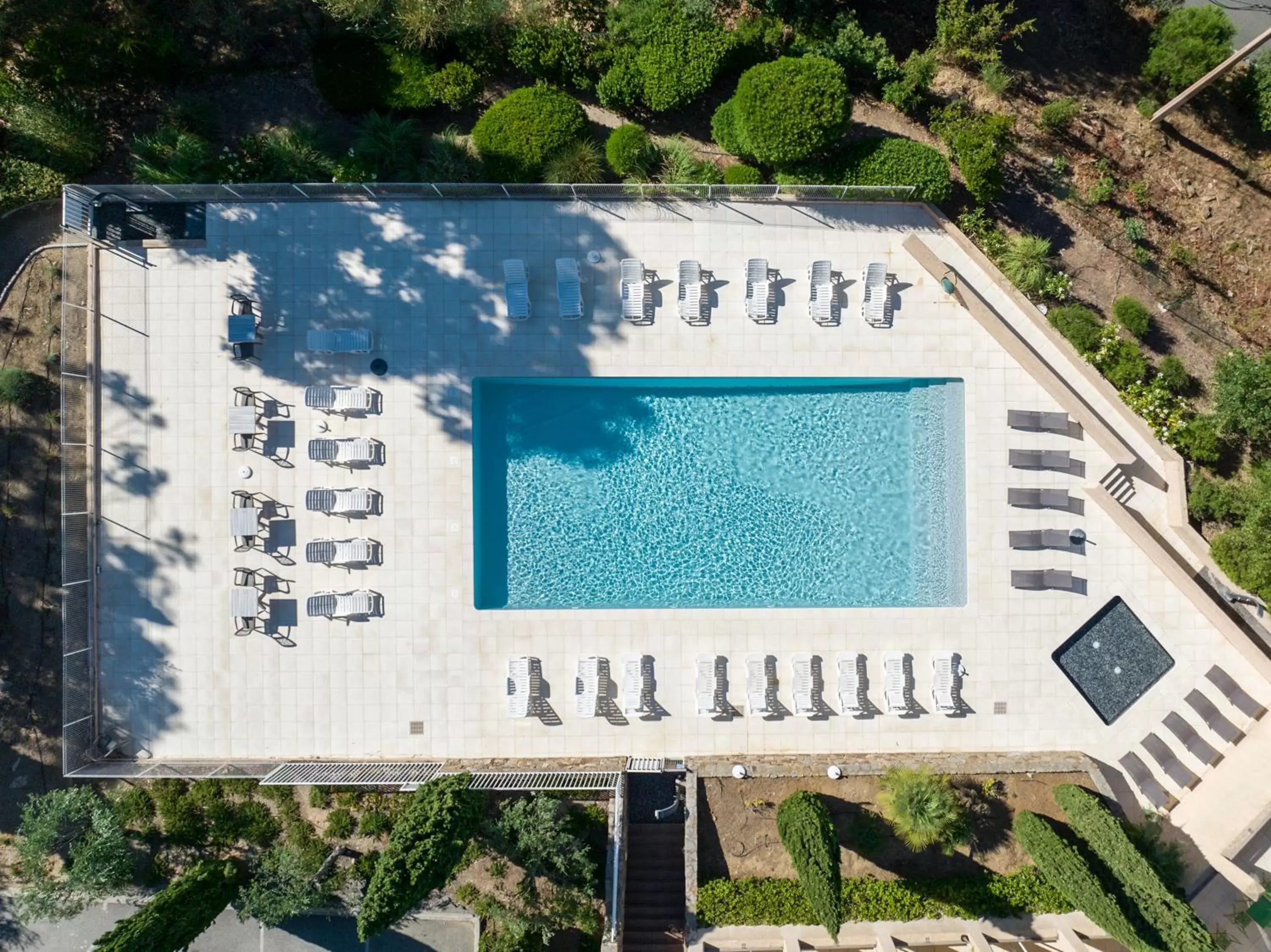 Bird's eye view in Garden & City Les Bastides de Grimaud Bird's eye view in Garden & City Les Bastides de Grimaud