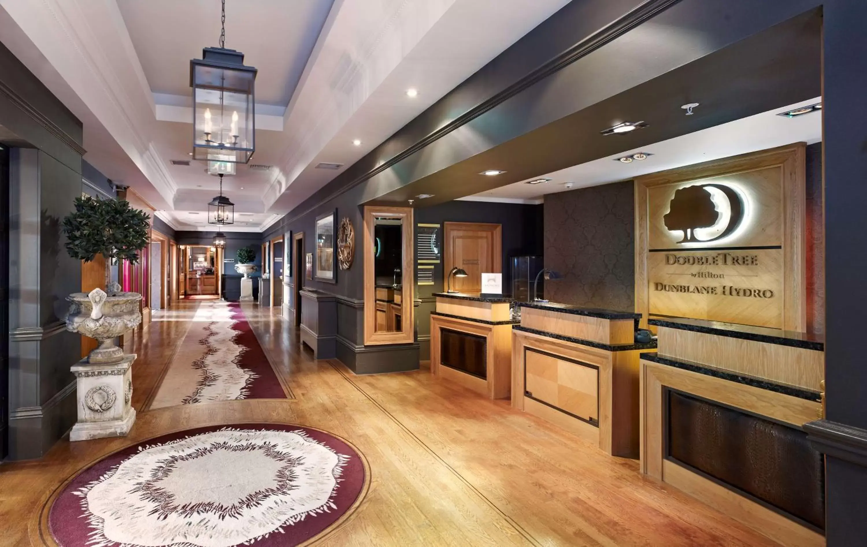 Lobby or reception, Lobby/Reception in DoubleTree by Hilton Dunblane Hydro Hotel