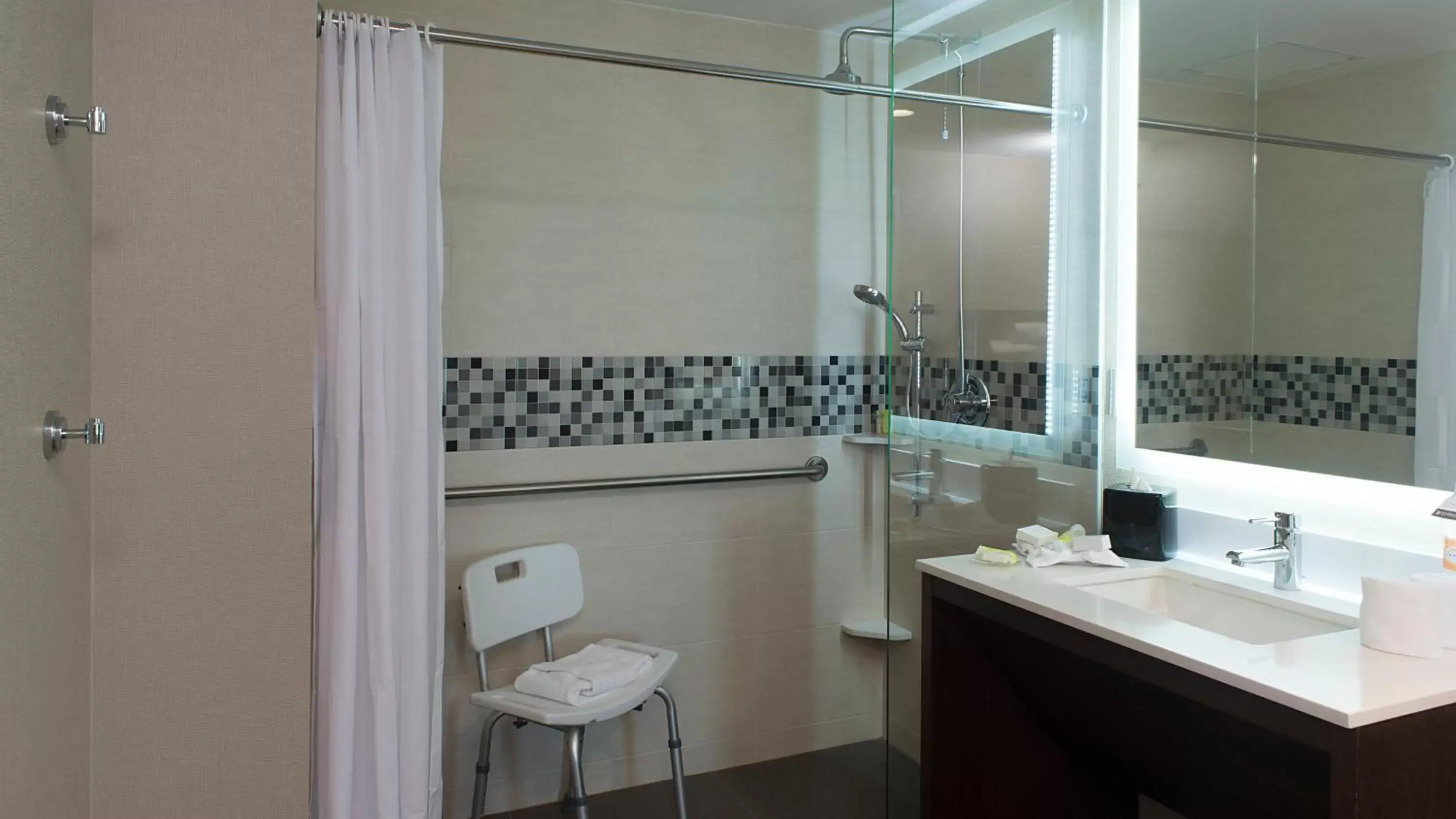 Photo of the whole room, Bathroom in Staybridge Suites Puebla, an IHG Hotel