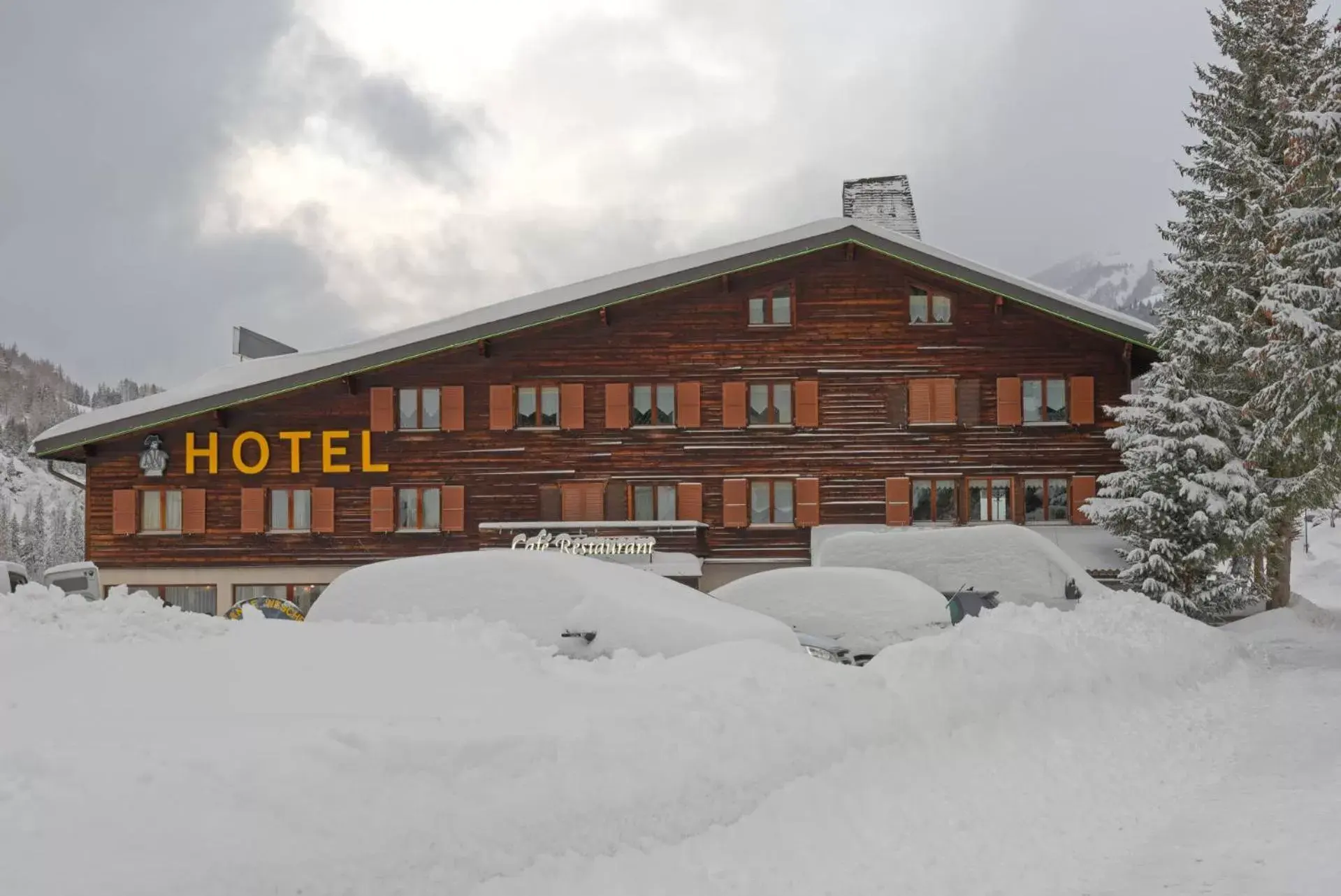 Winter in Motel Bivouac de Napoléon