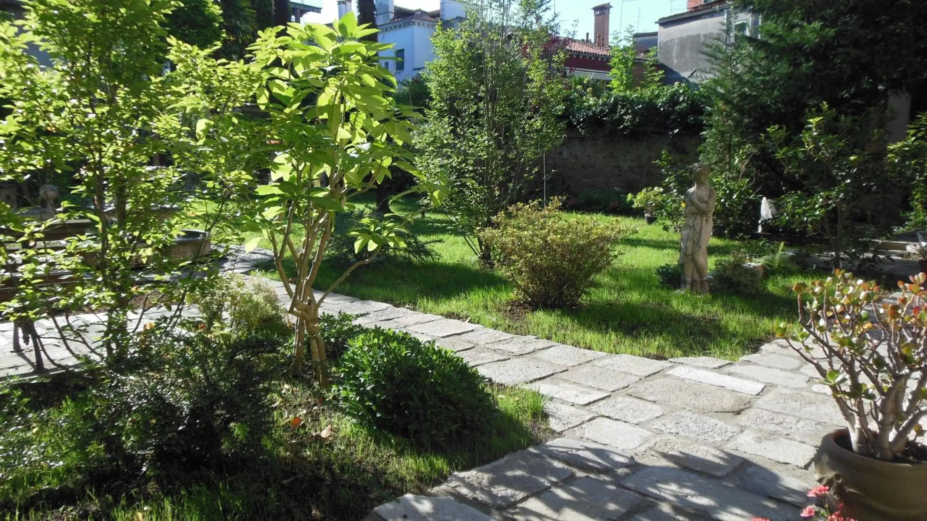 Garden in Hotel Sant'Antonin