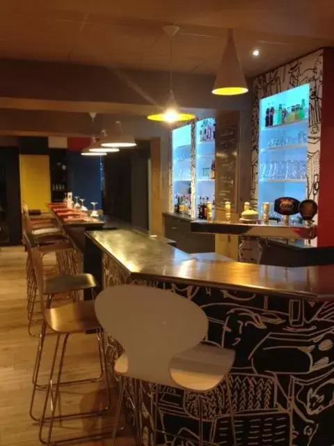 Lounge or bar, Lounge/Bar in ibis Epinal Centre