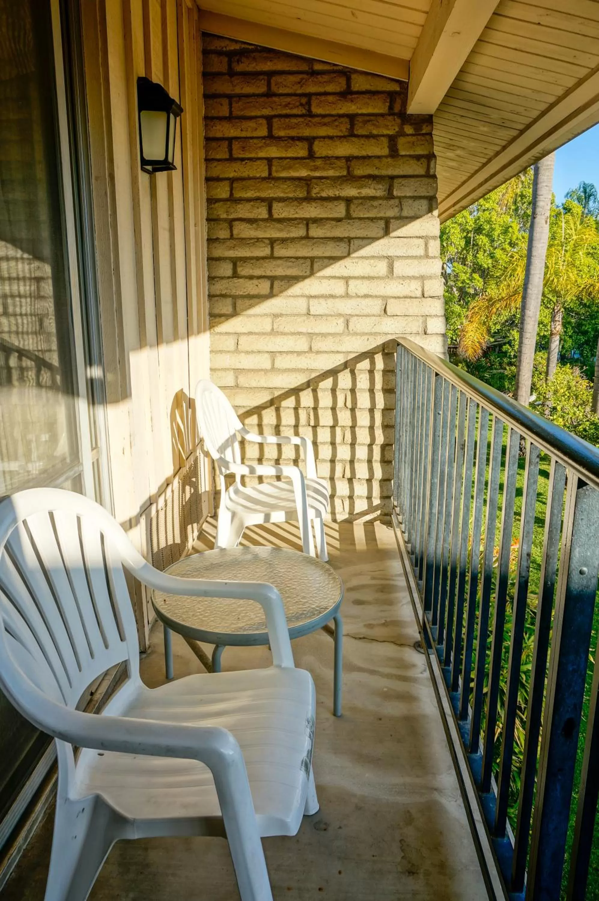 King Room with Mobility/Hearing Impaired Access - Non-Smoking in Ramada by Wyndham Santa Barbara