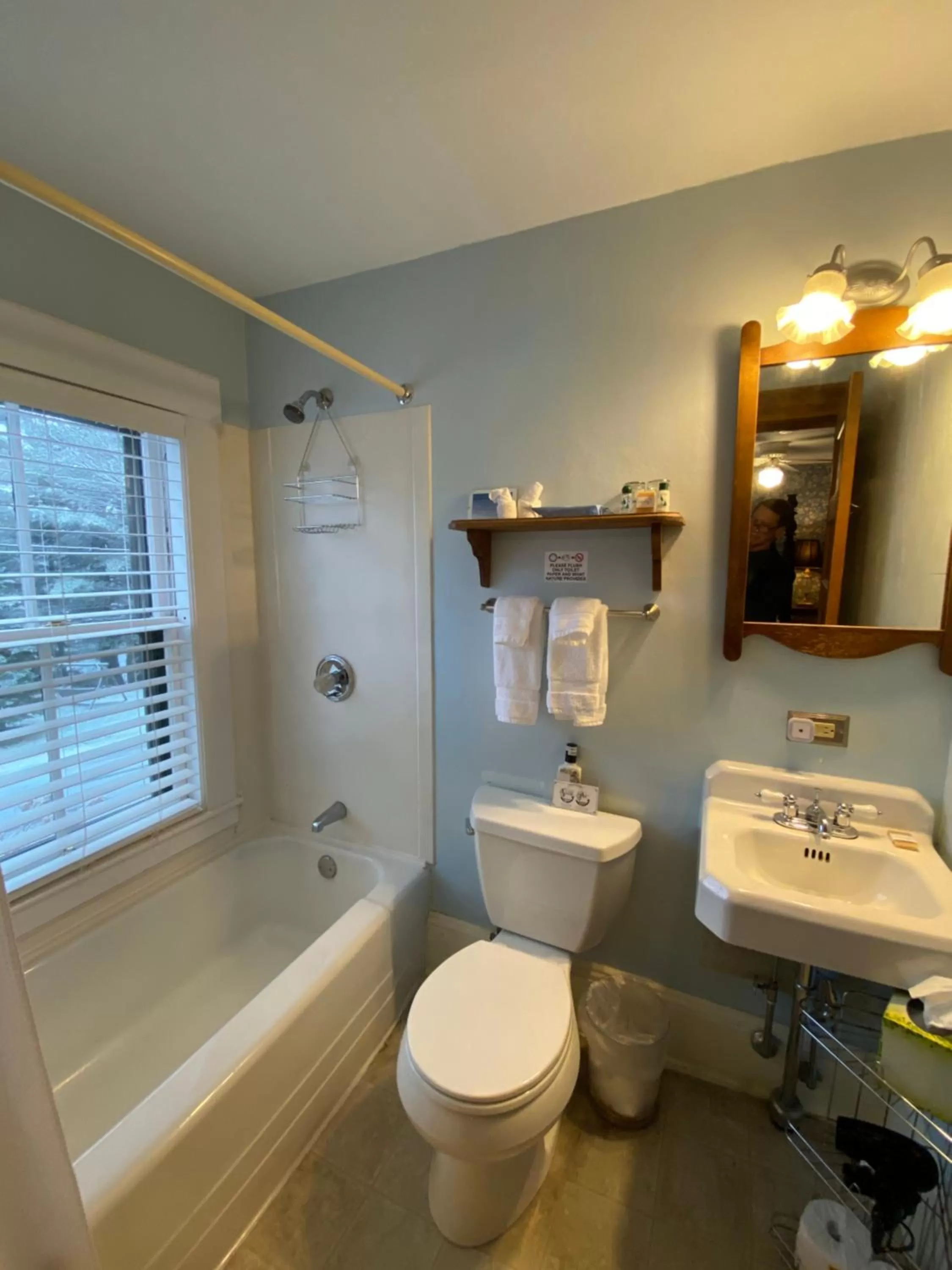 Bathroom in Follansbee Inn