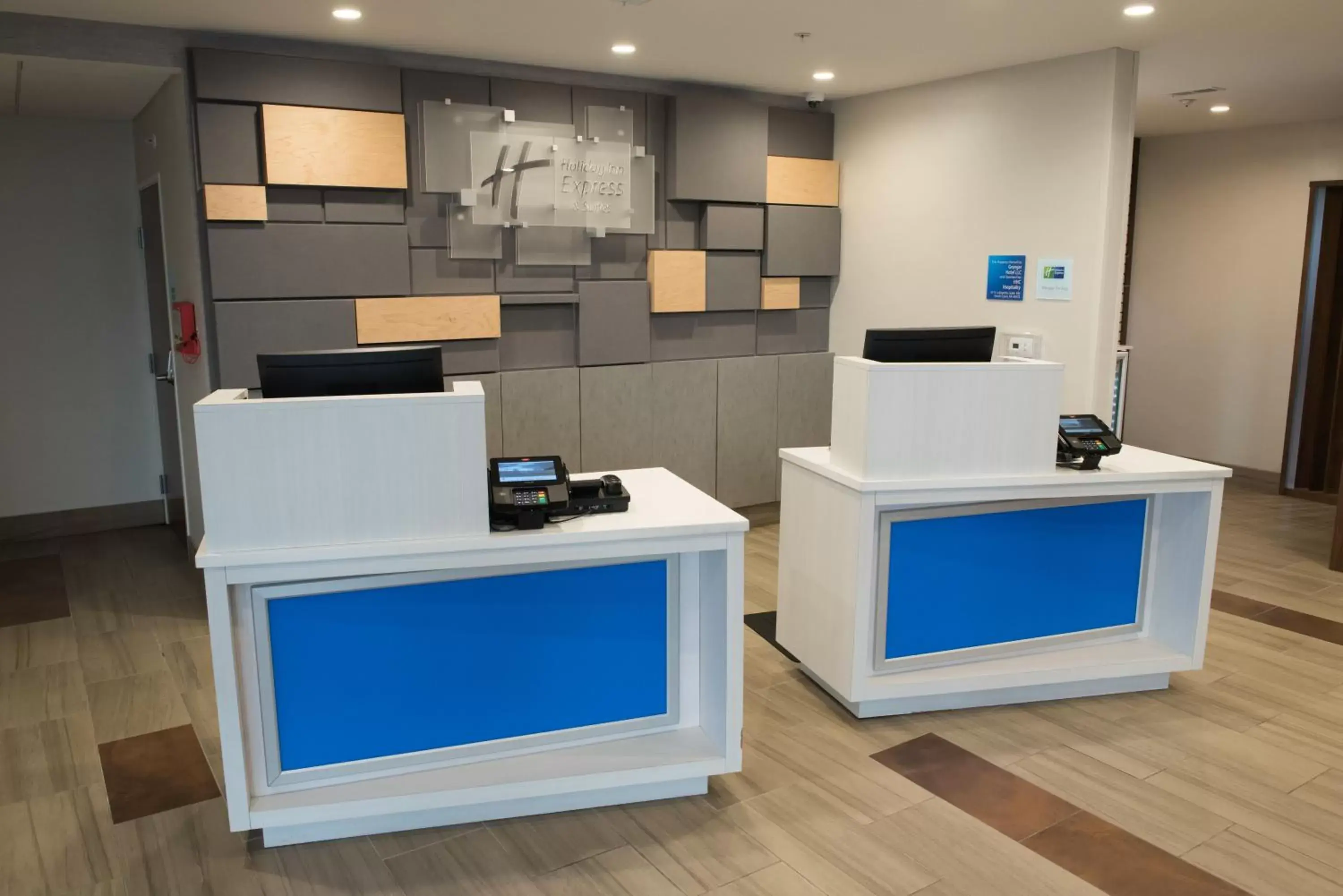 Property building in Holiday Inn Express Hotel & Suites East Lansing by IHG Property building in Holiday Inn Express Hotel & Suites East Lansing by IHG