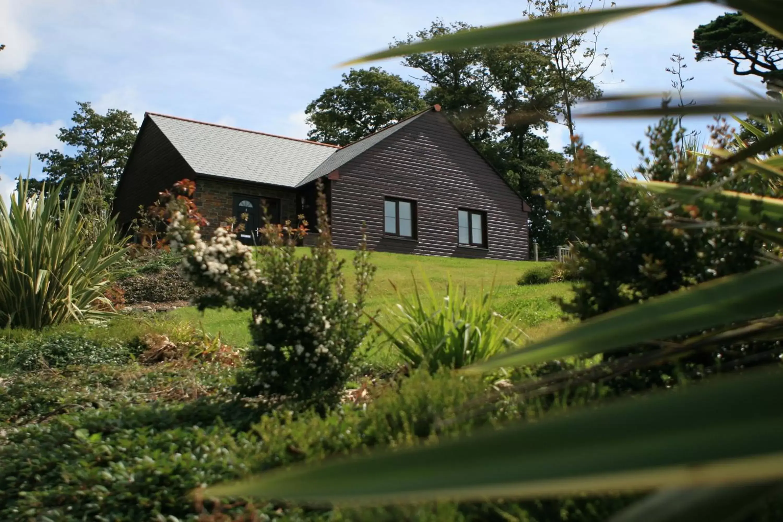 Facade/entrance, Property Building in Wyndham Trenython Manor