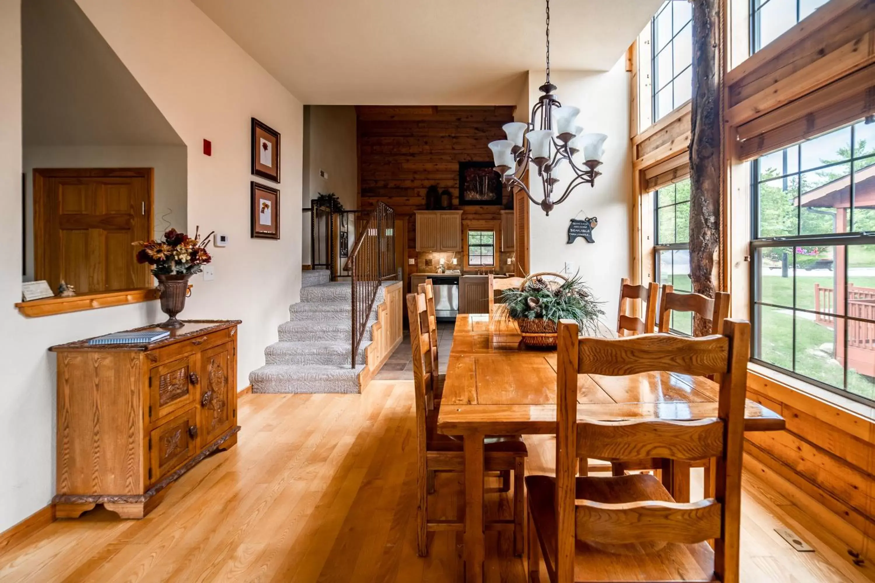 Three-Bedroom Cabin in Cabins at Grand Mountain Three-Bedroom Cabin in Cabins at Grand Mountain